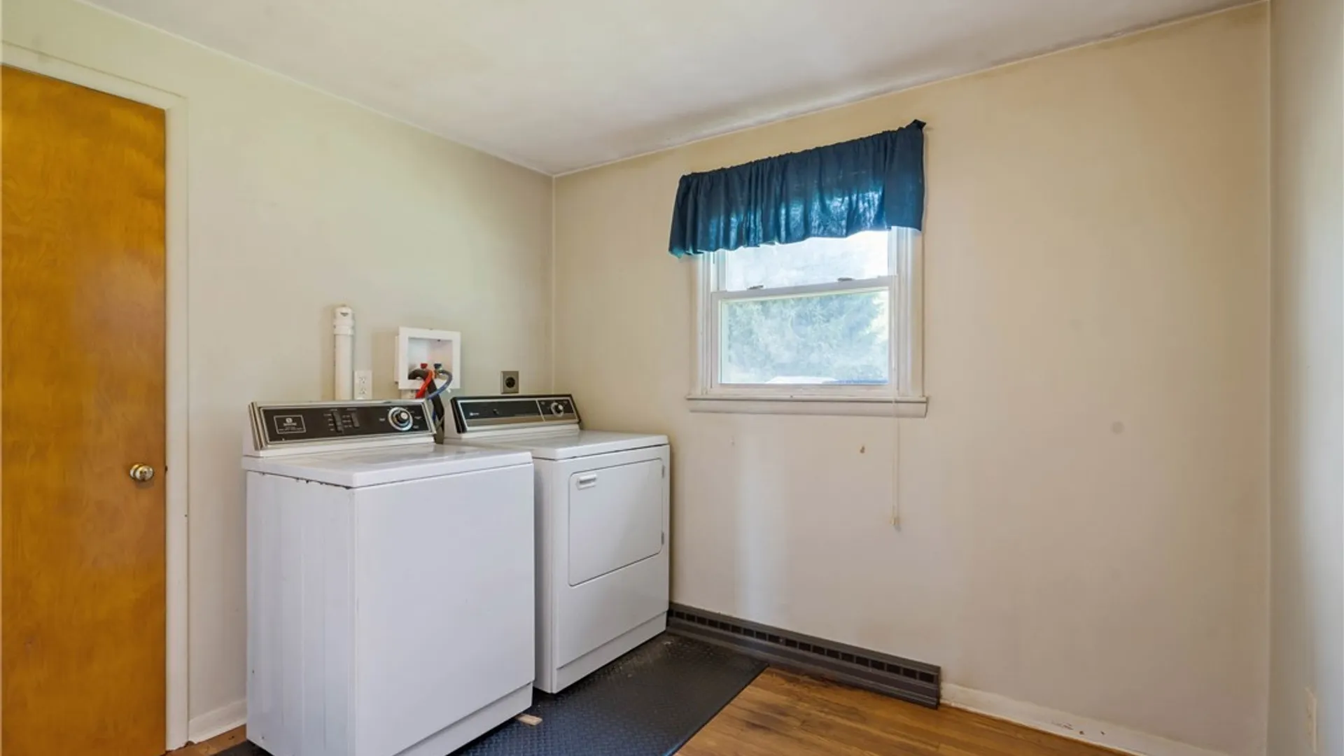 Property at 6355 Lakeshore Road, Cicero, NY 13039 14