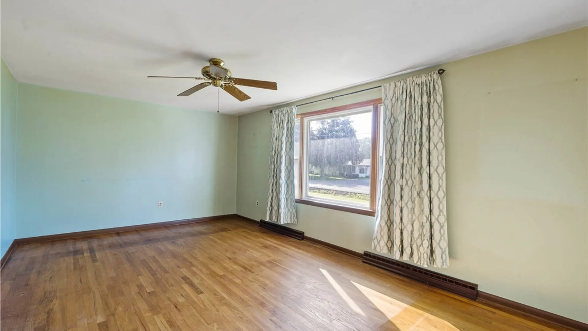 Property at 6355 Lakeshore Road, Cicero, NY 13039 4