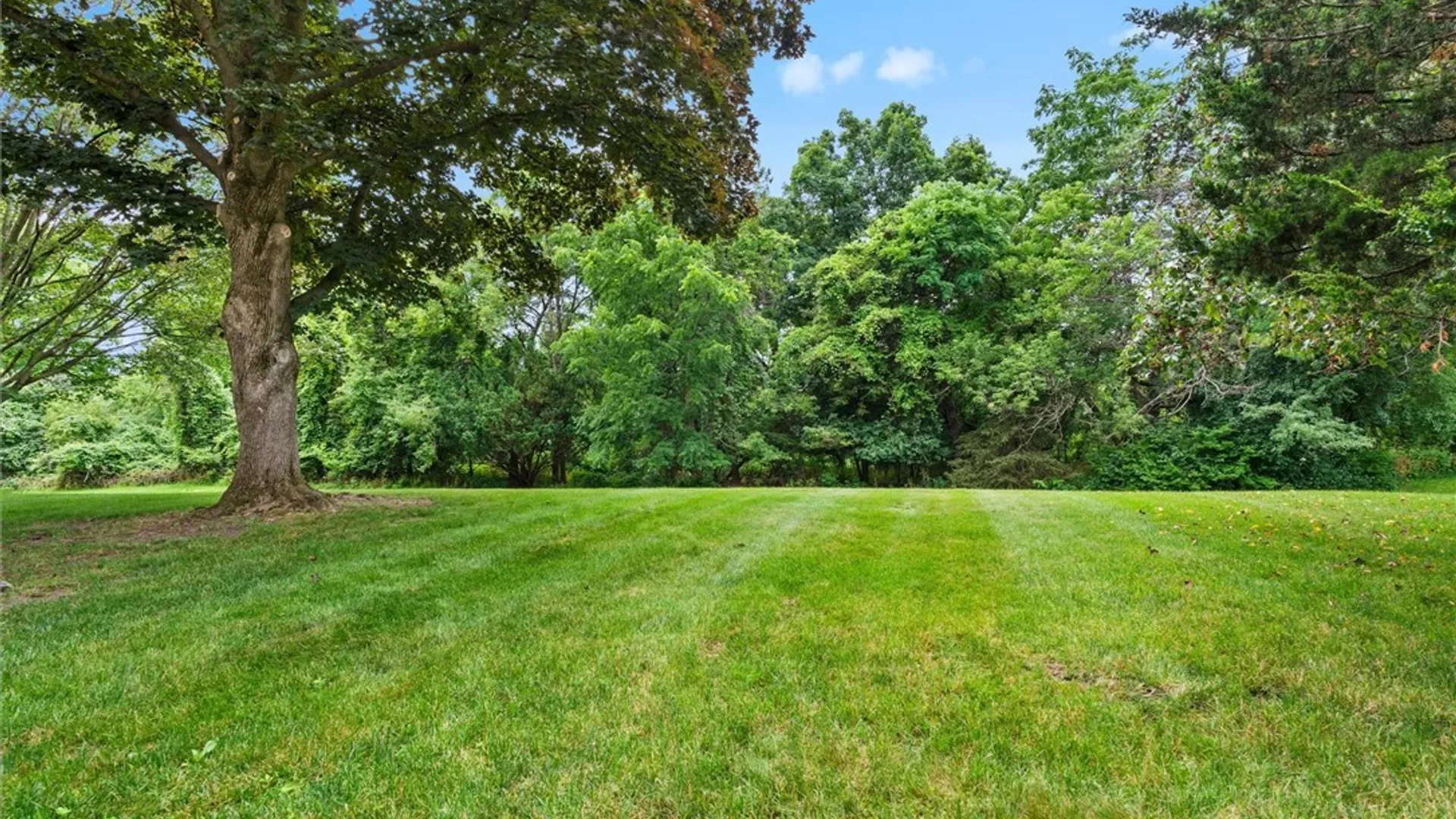Property at 13 Erregger Terrace, DeWitt, NY 13224 40