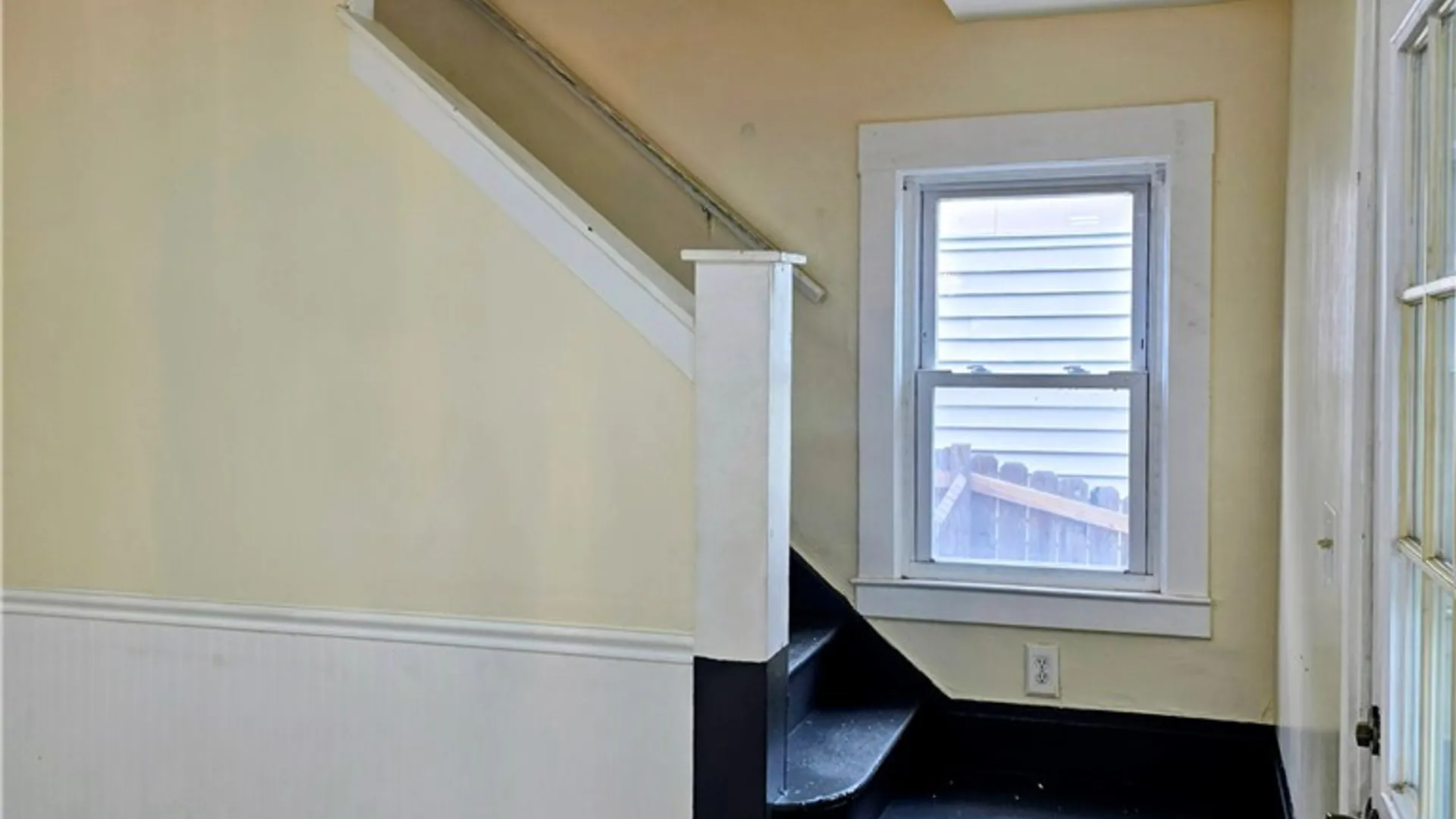 Property at 109 Beech Street, Lackawanna, NY 14218 13