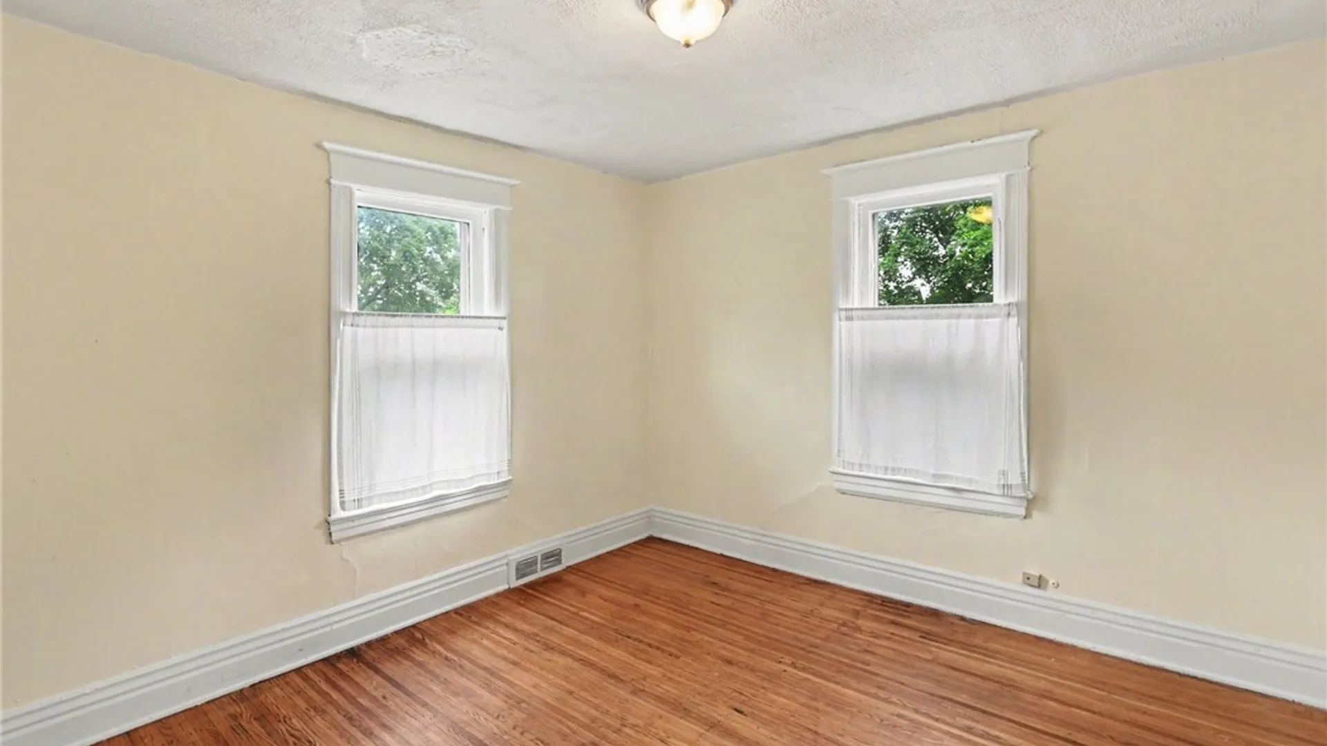 Property at 26-32 Lenox Street, Rochester, NY 14611 15