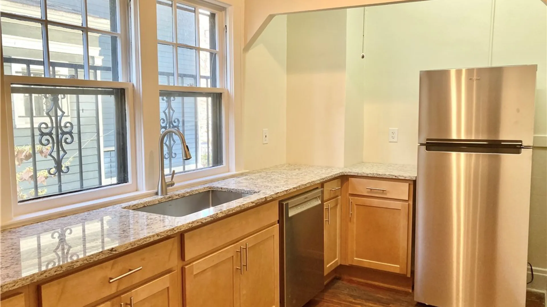 Property at 260 Summer Street, Buffalo, NY 14222 8