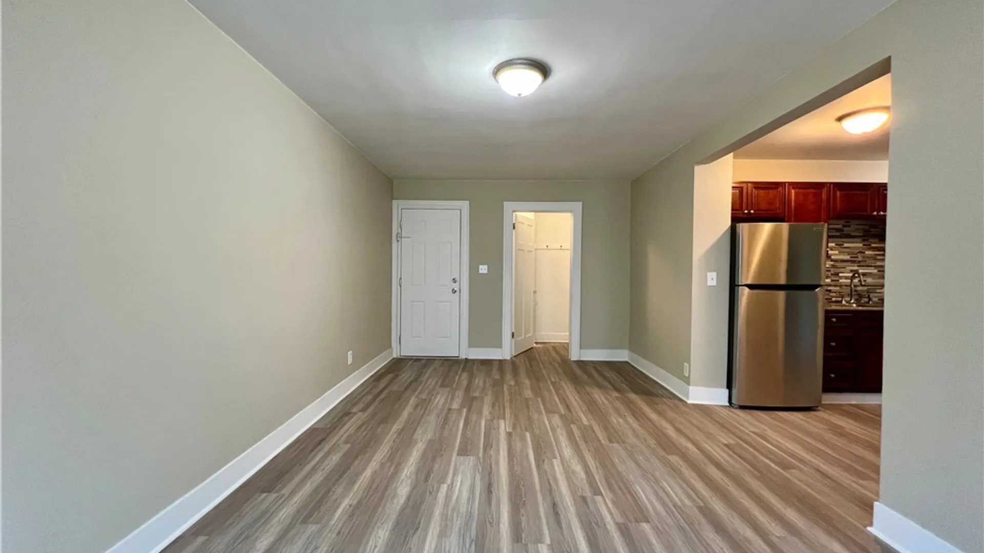 Property at 1225 Hertel Avenue, Buffalo, NY 14216 7