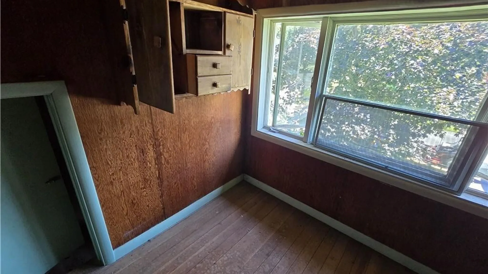 Property at 401 Rensselaer Avenue, Ogdensburg, NY 13669 9