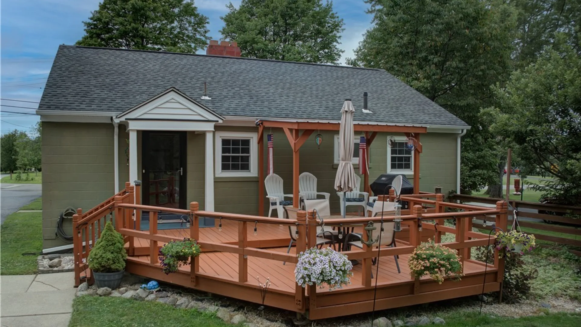 Property at 5175 Thompson Road, Clarence, NY 14031 2