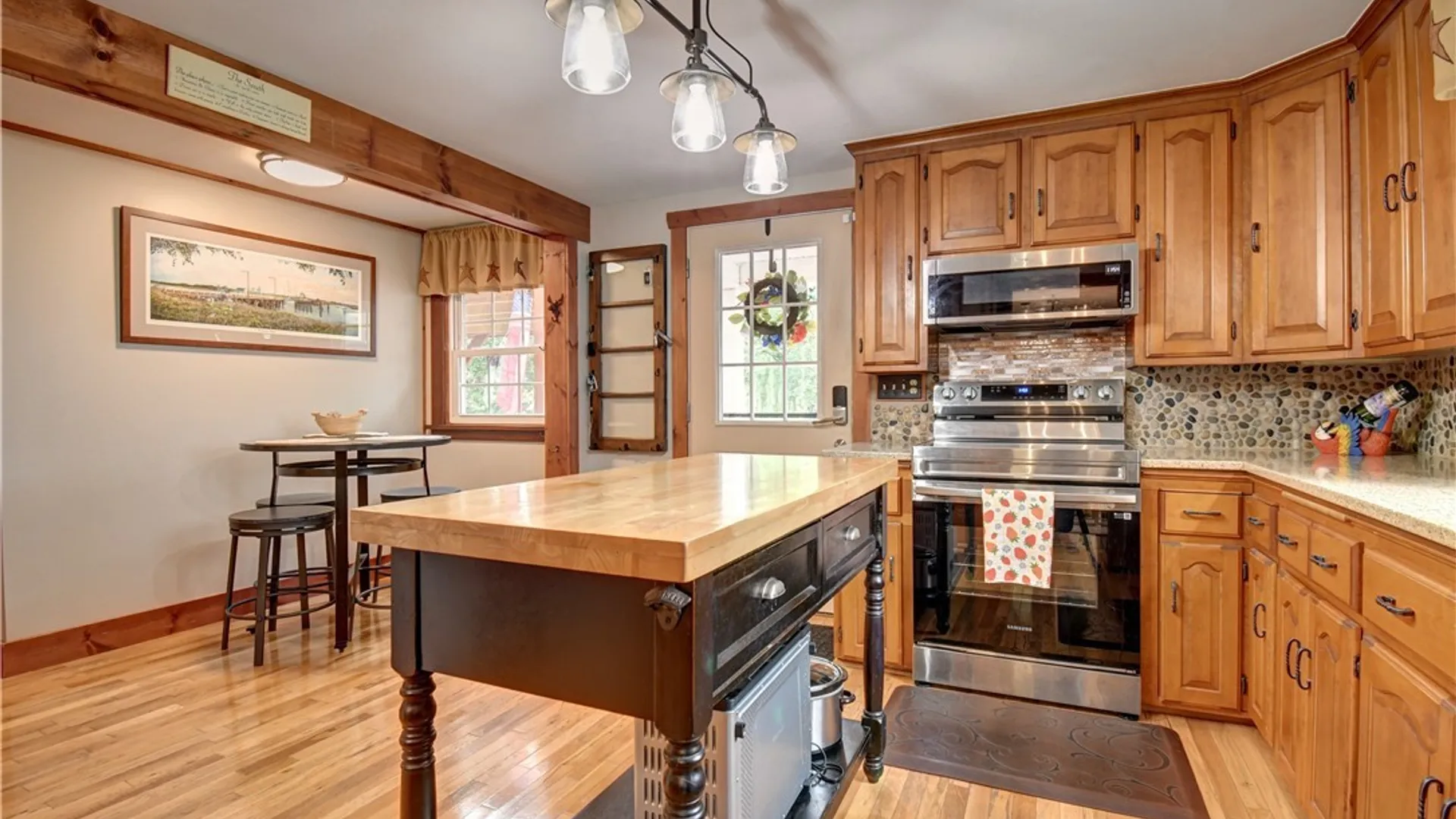 Property at 5175 Thompson Road, Clarence, NY 14031 5