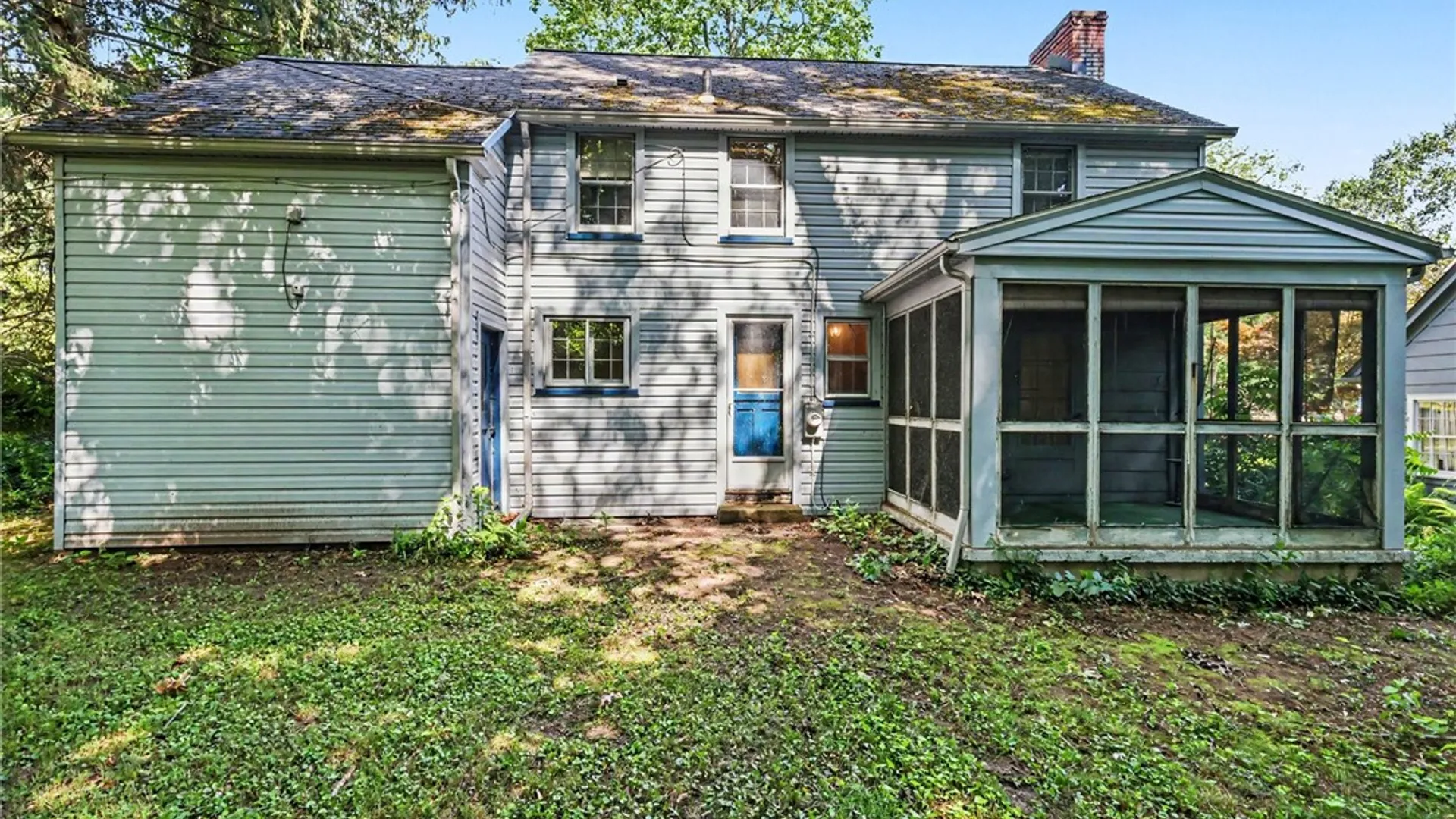 Property at 29 Park Lane, Brighton, NY 14625 23