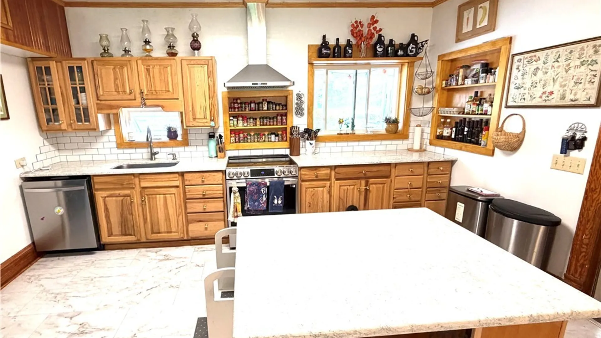 Property at 1304 S Hammond Road, Hammond, NY 13646 10