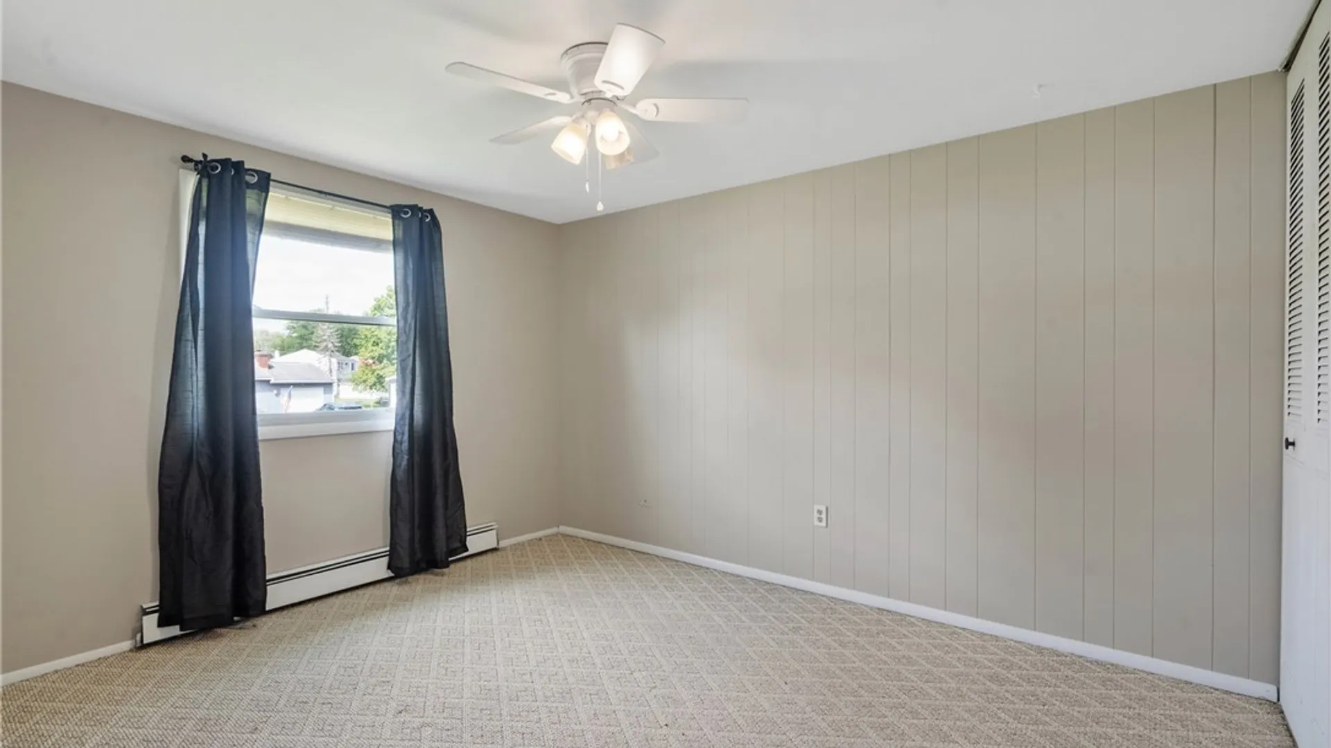 Property at 8092 Pickett Lane, Cicero, NY 13039 23