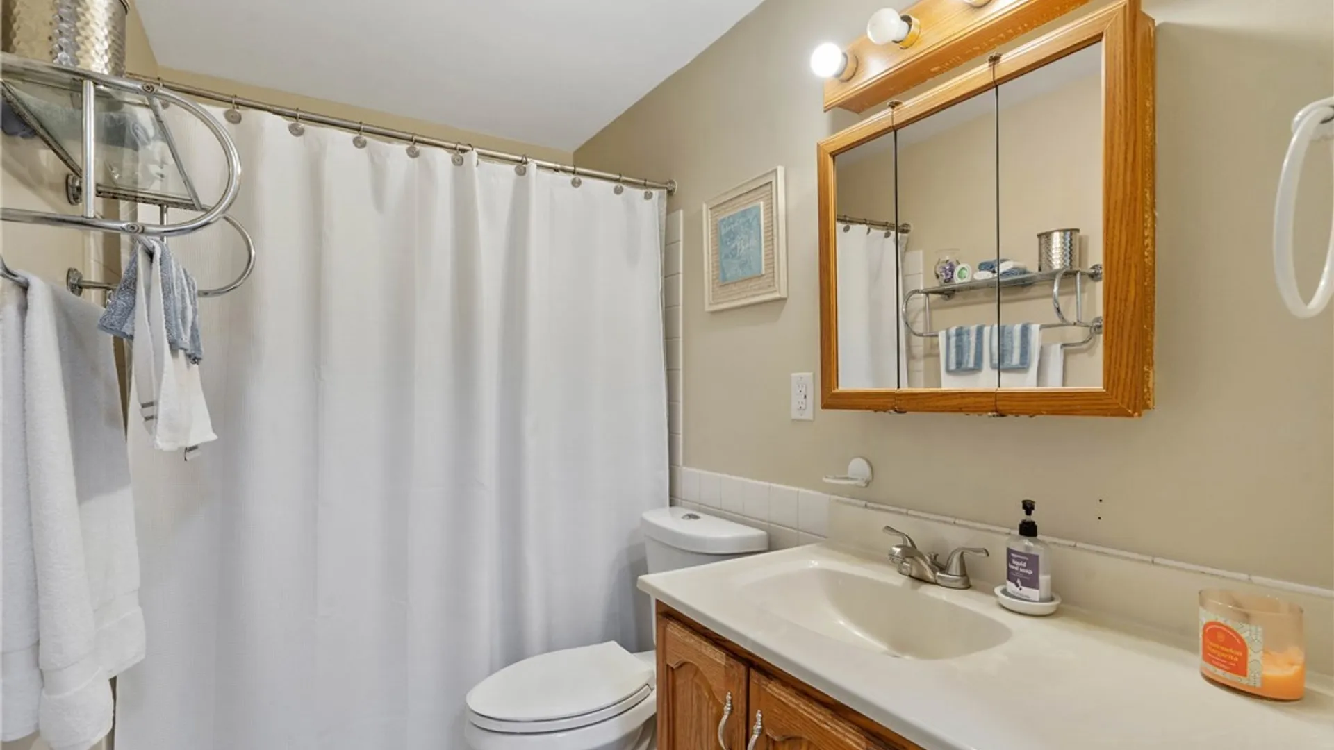 Property at 8092 Pickett Lane, Cicero, NY 13039 29
