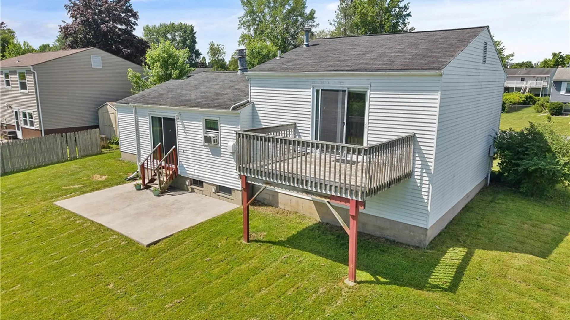 Property at 8092 Pickett Lane, Cicero, NY 13039 43