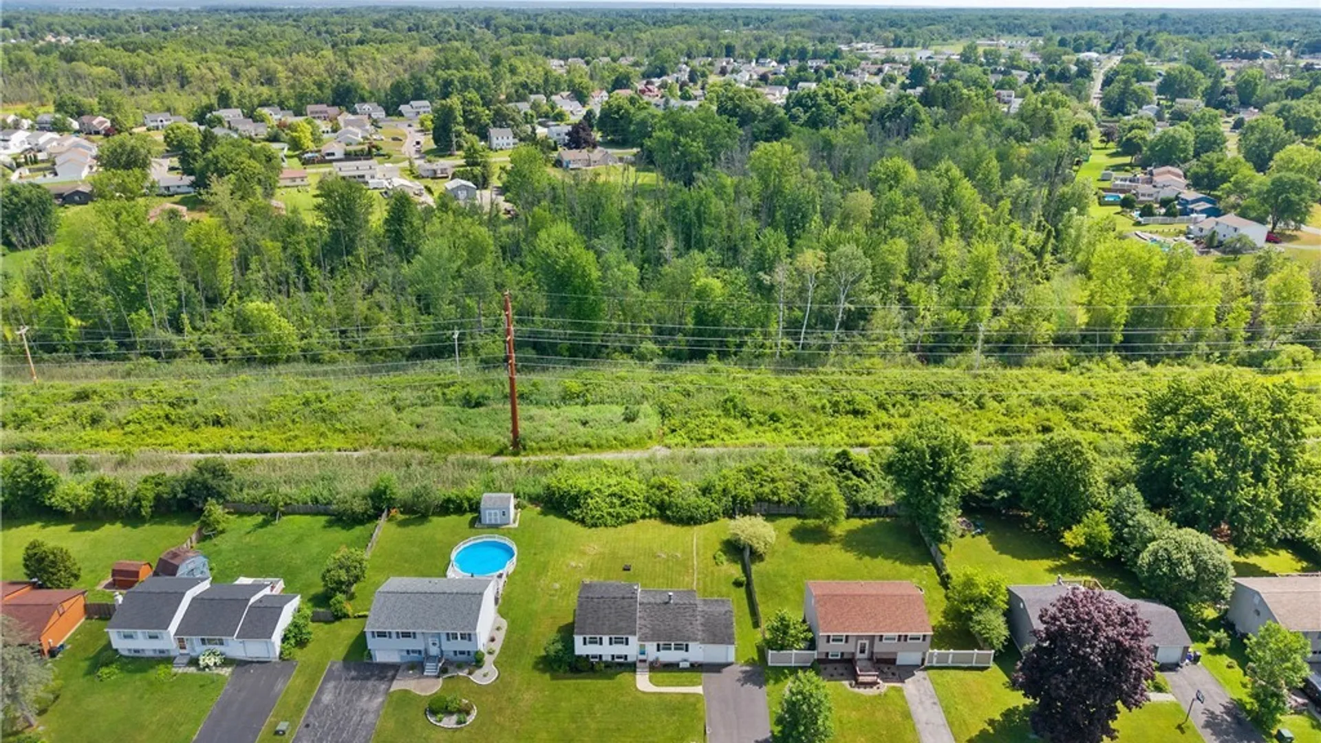 Property at 8092 Pickett Lane, Cicero, NY 13039 44