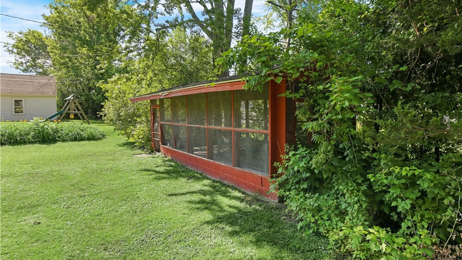 Property at 314 De Forest Road, Syracuse, NY 13214 33