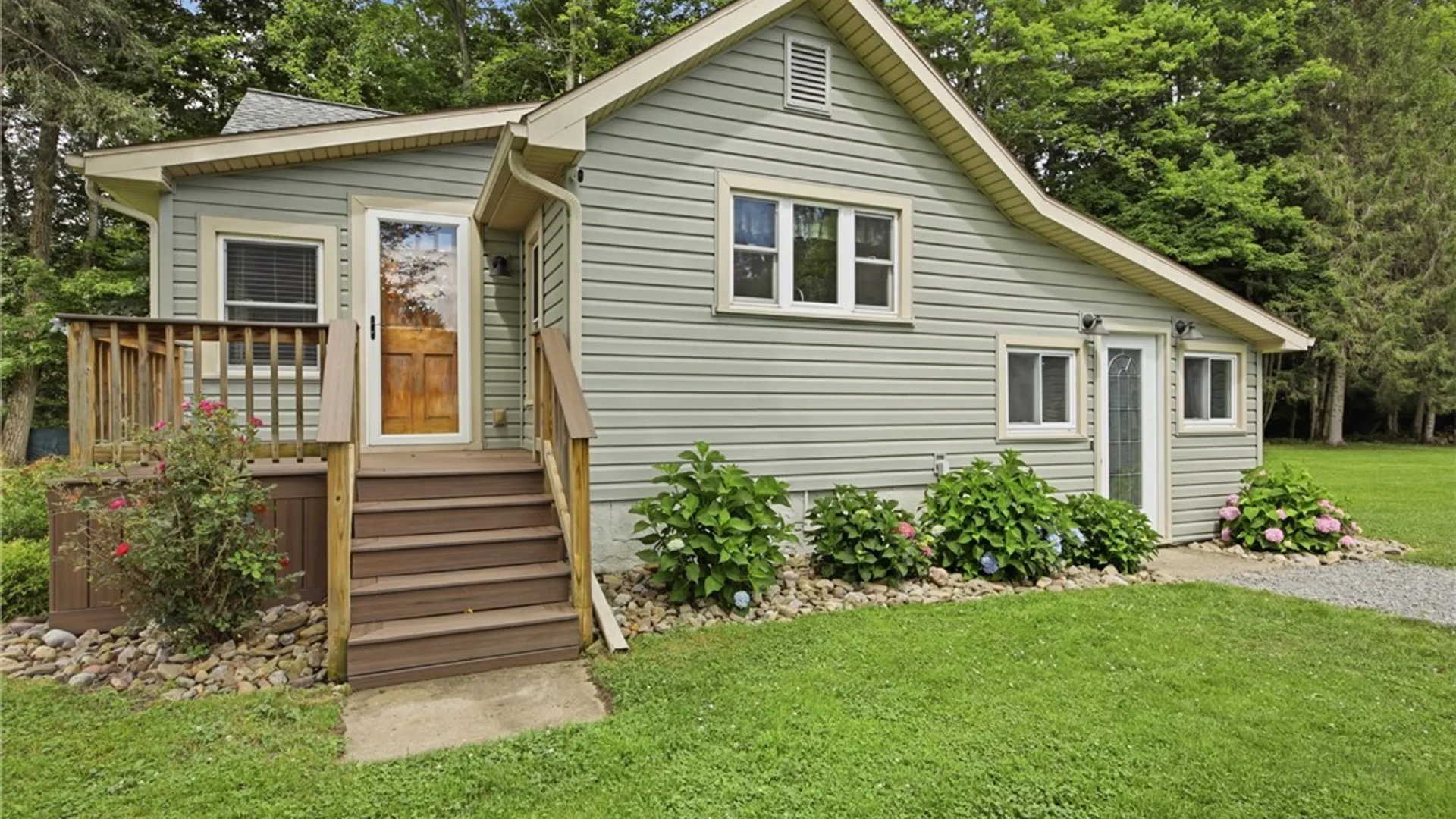 Property at 2292 New Jerusalem Road, Eden, NY 14057 3