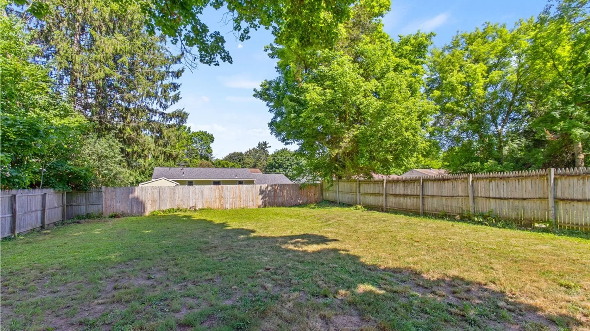 Property at 2017 Valley Drive, Syracuse, NY 13207 26