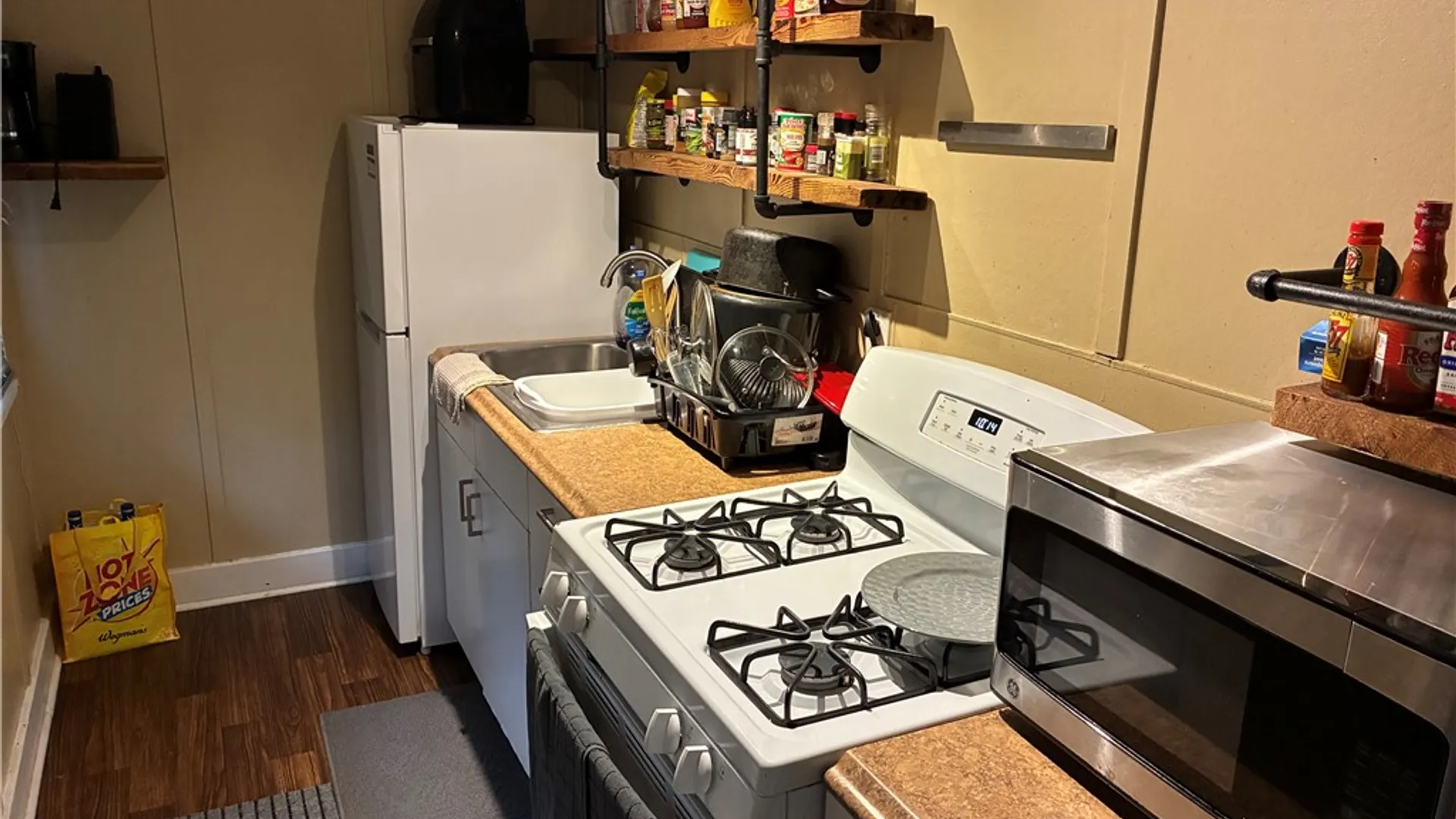 Property at 471 Brooks Ave Avenue, Rochester, NY 14619 18
