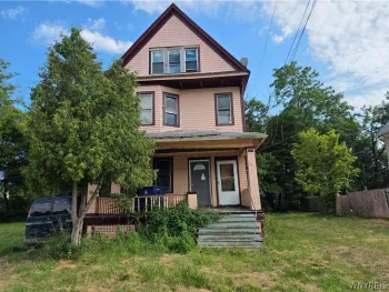 Property at 661 Riley Street, Buffalo, NY 14211