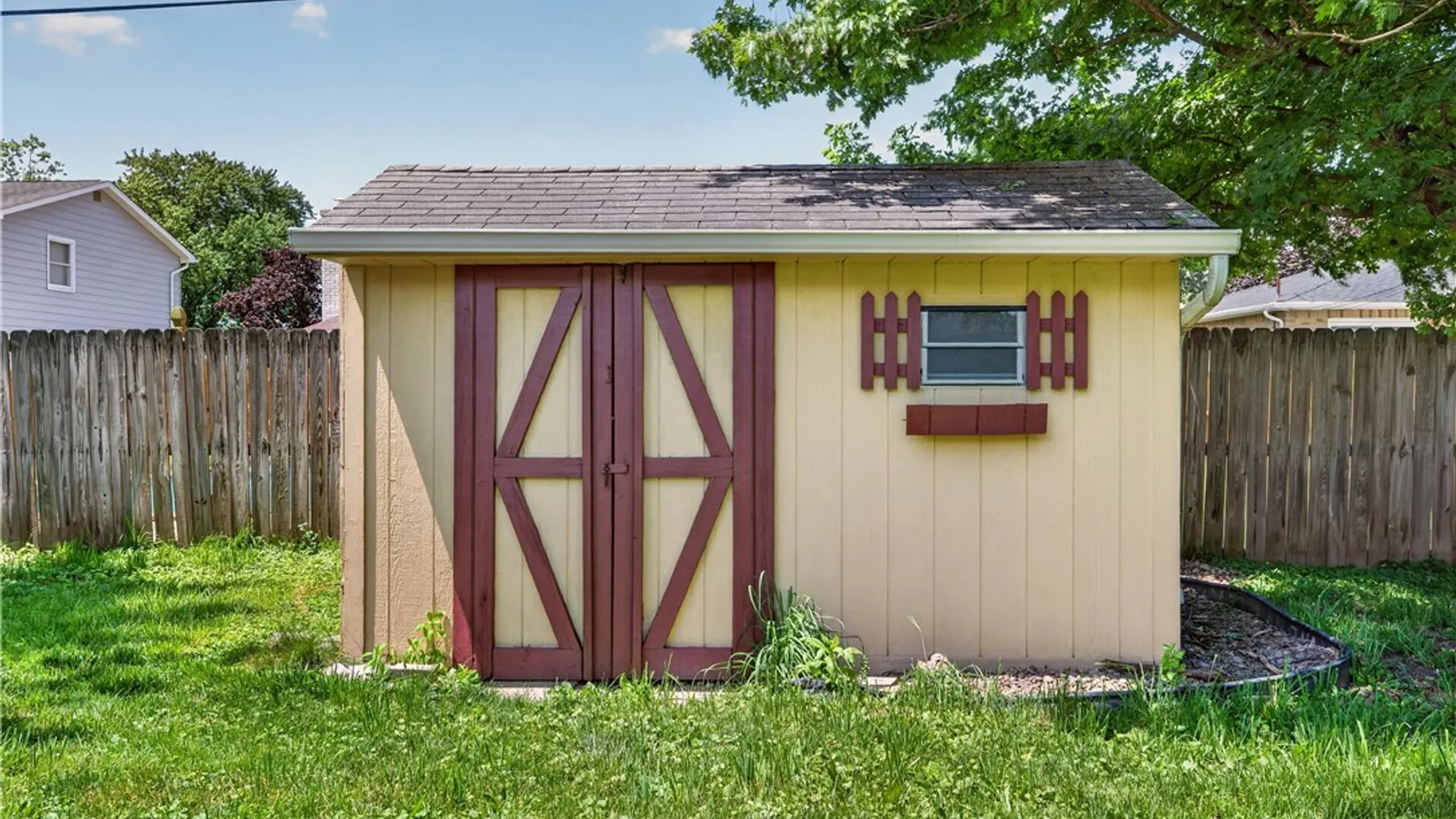 Property at 27 Cheryl Road, West Seneca, NY 14224 32