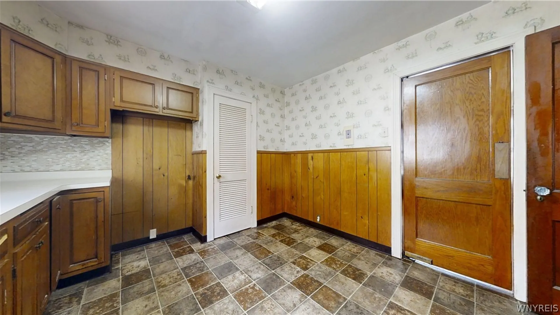 Property at 181 Ericson Avenue, Buffalo, NY 14215 20
