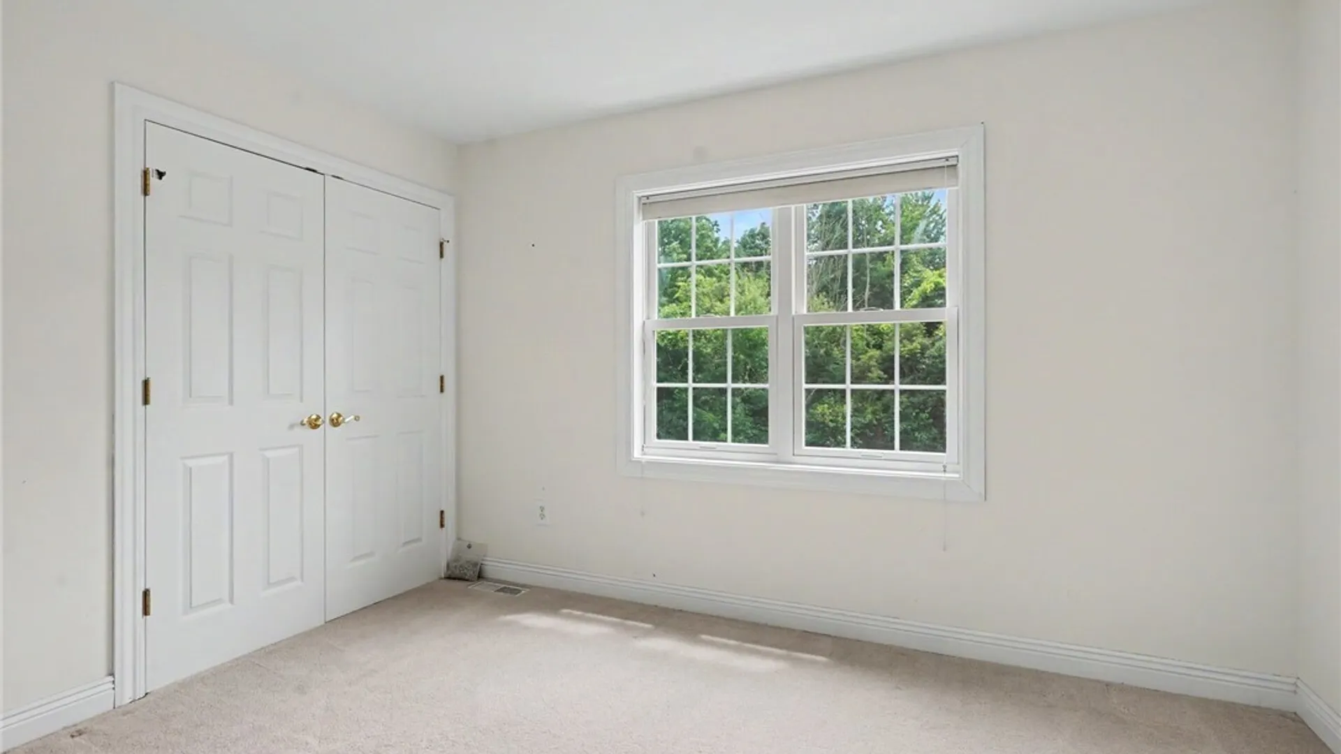Property at 990 Briarwood Drive, Busti, NY 14750 34