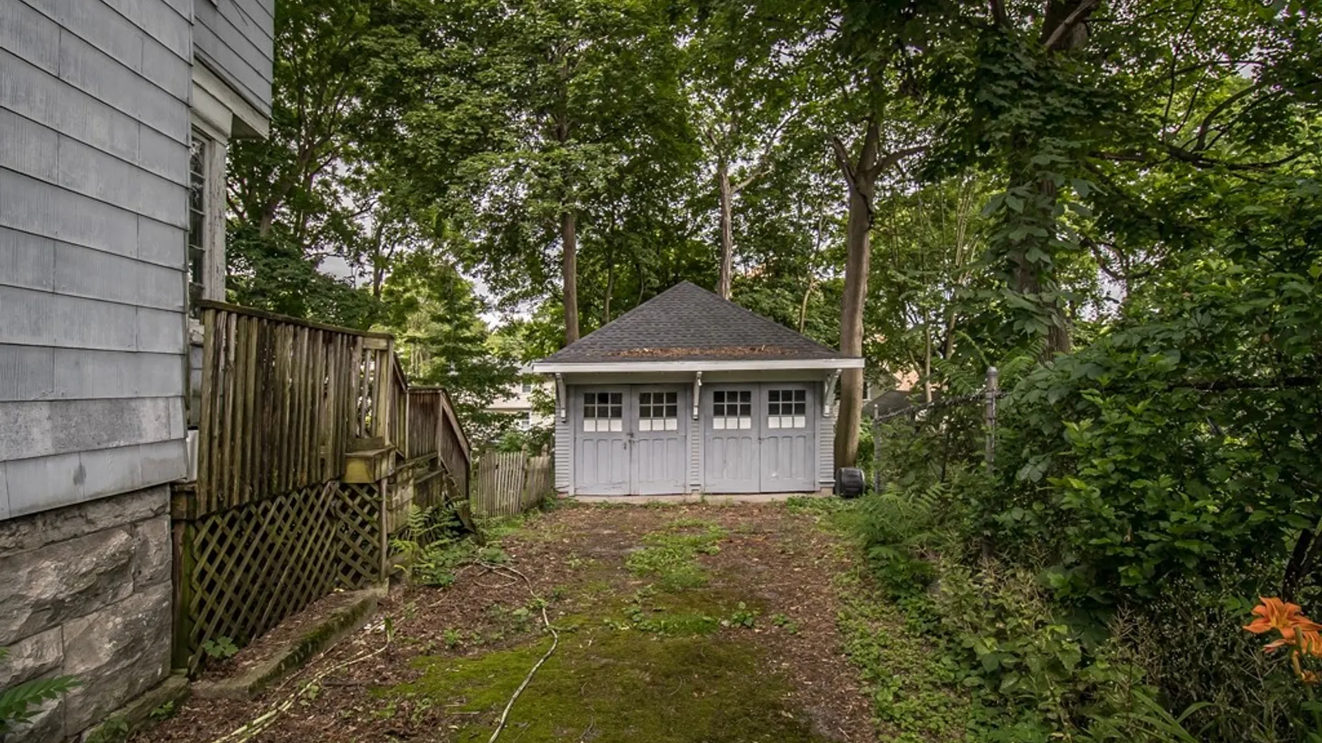Property at 148 Clairmonte Avenue, Syracuse, NY 13207 4