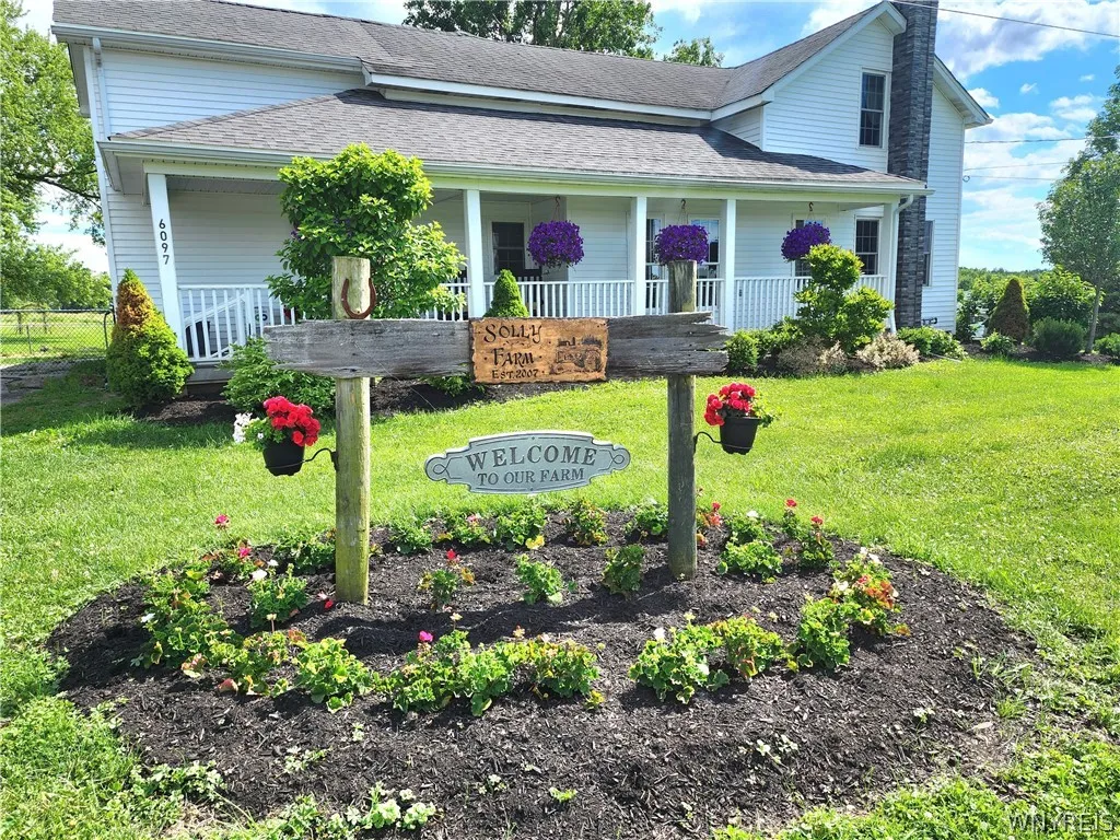 Property at 6097 Seufert Road, Orchard Park, NY 14127