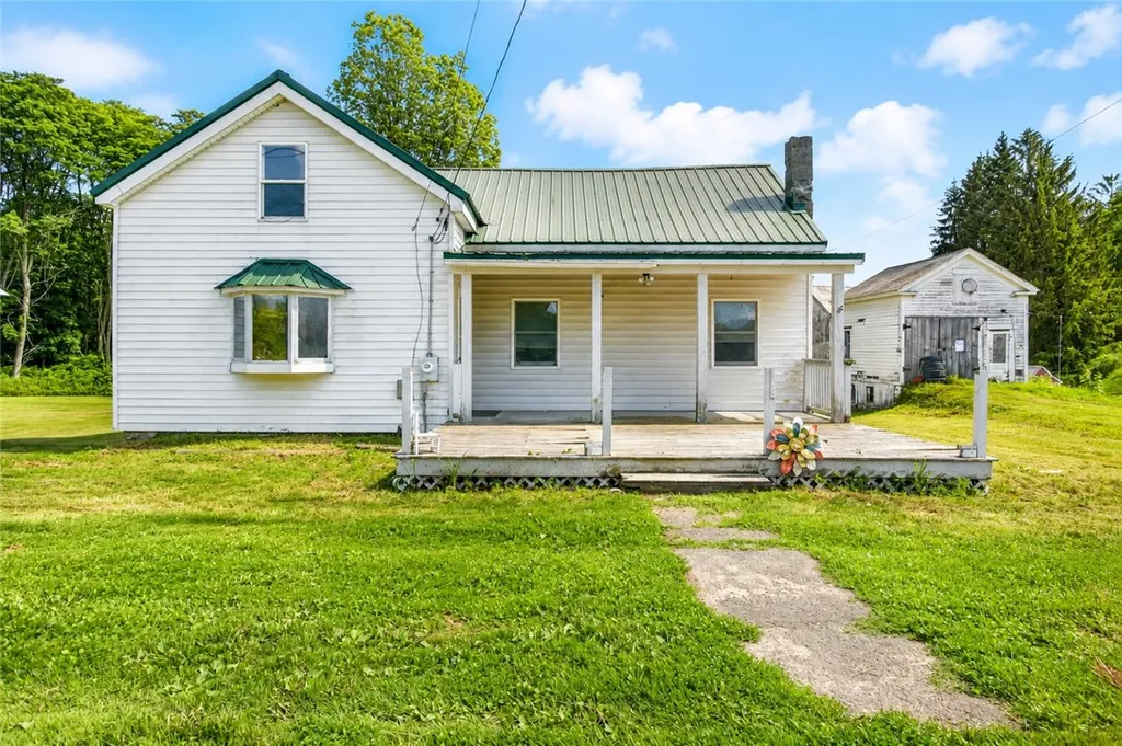 Property at 952 County Highway 16, New Lisbon, NY 13315
