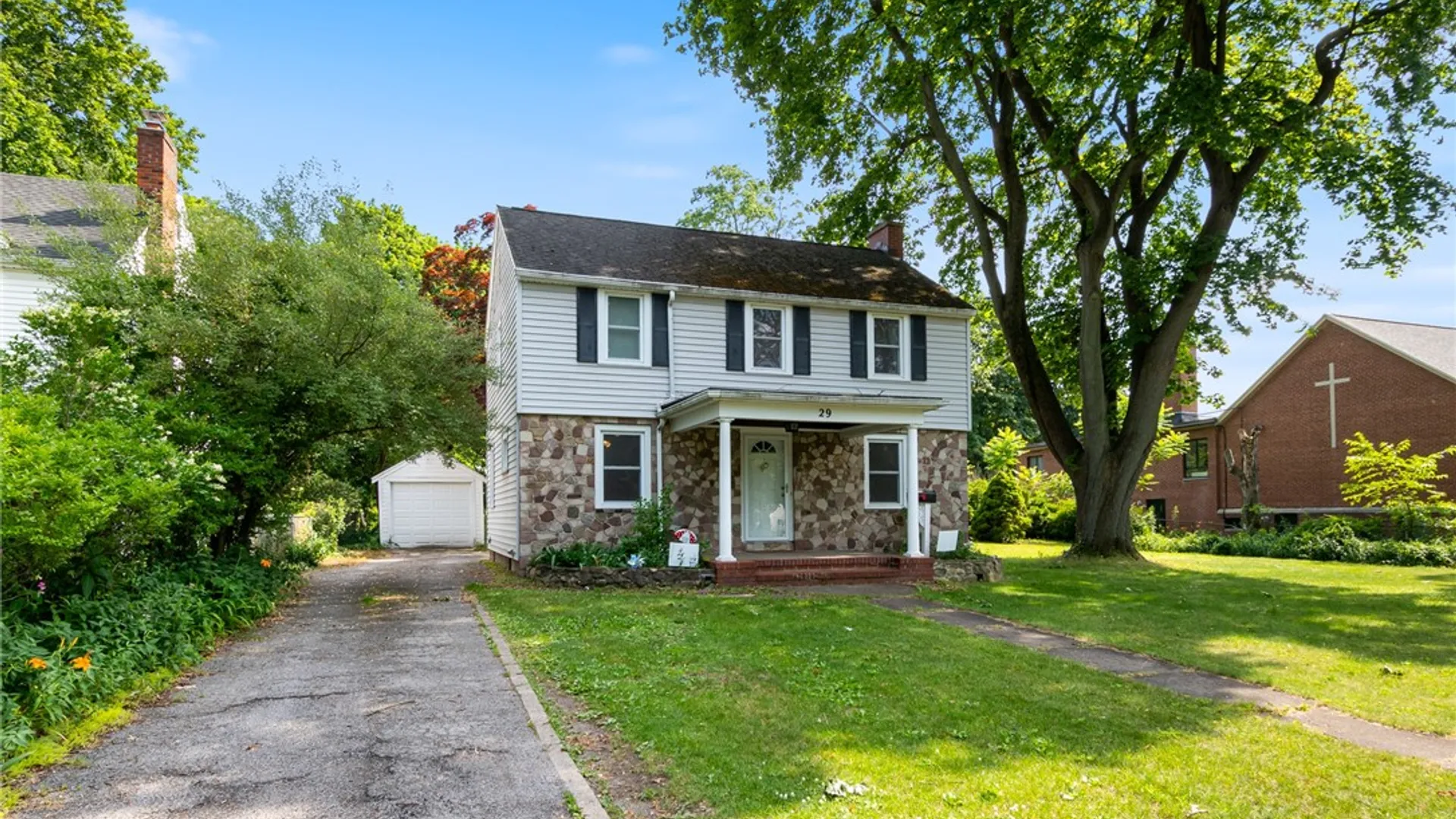 Property at 29 Avondale Road, Irondequoit, NY 14622 28