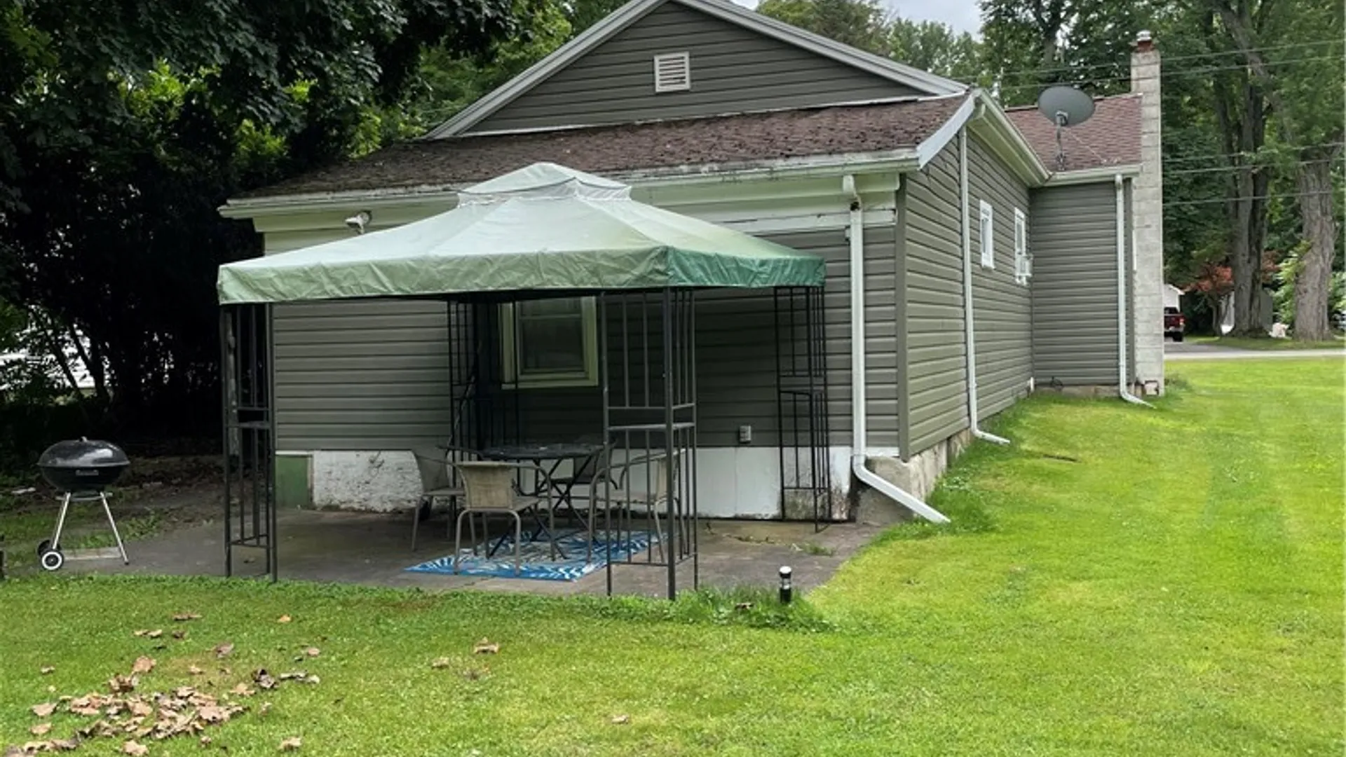 Property at 141 Caroline Street, Albion, NY 14411 2