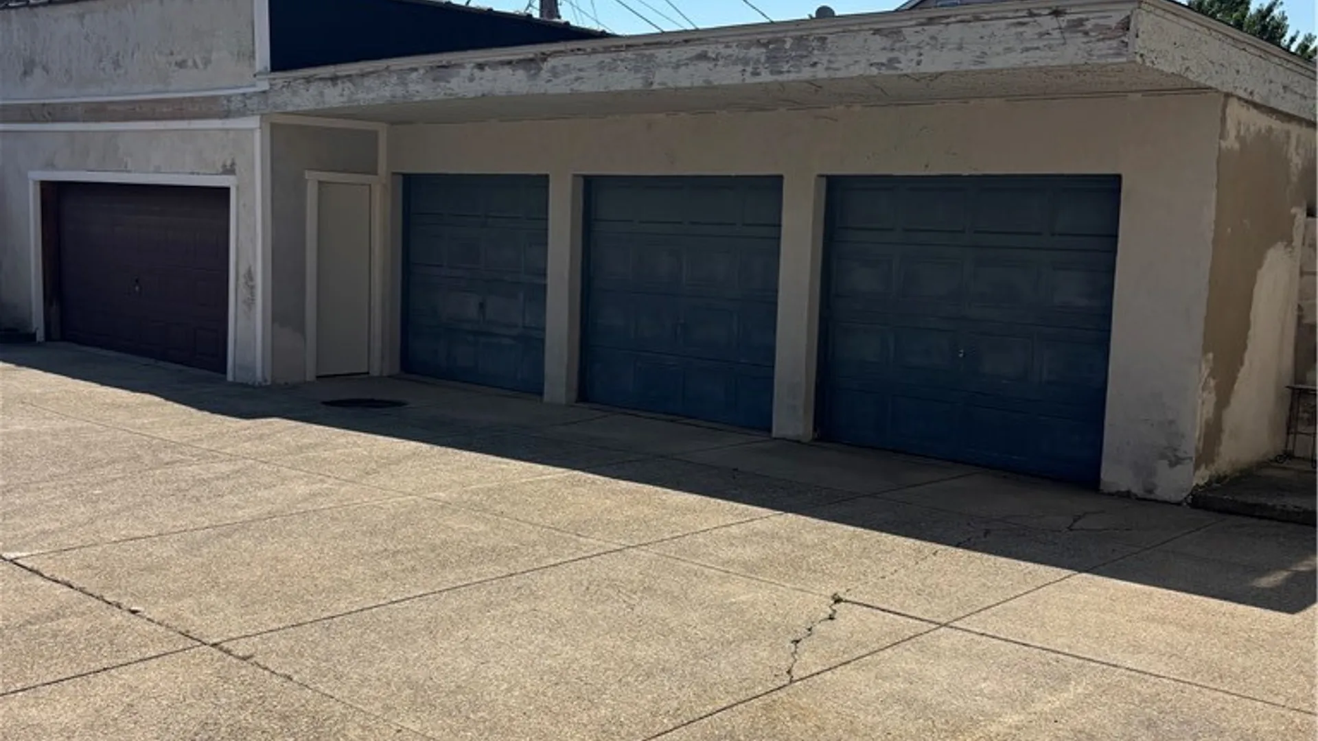 Property at 473 Virginia Street, Buffalo, NY 14202 4