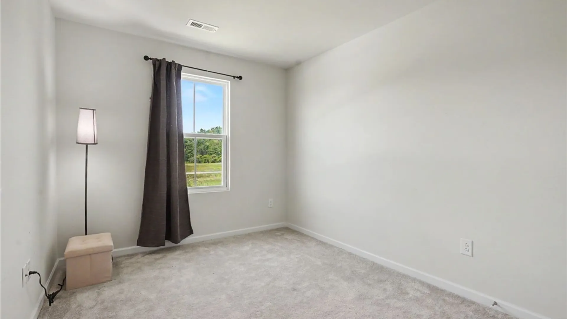 Property at 164 South Drive, West Seneca, NY 14218 17