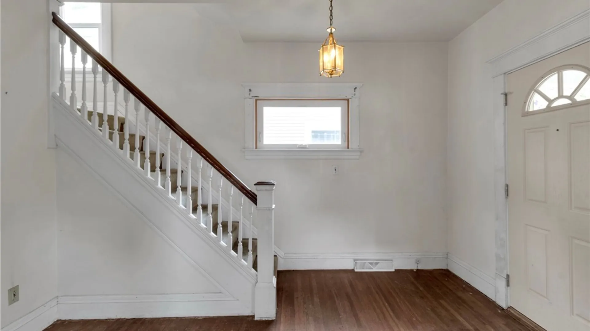 Property at 34 Knowlton Avenue, Tonawanda, NY 14217 15