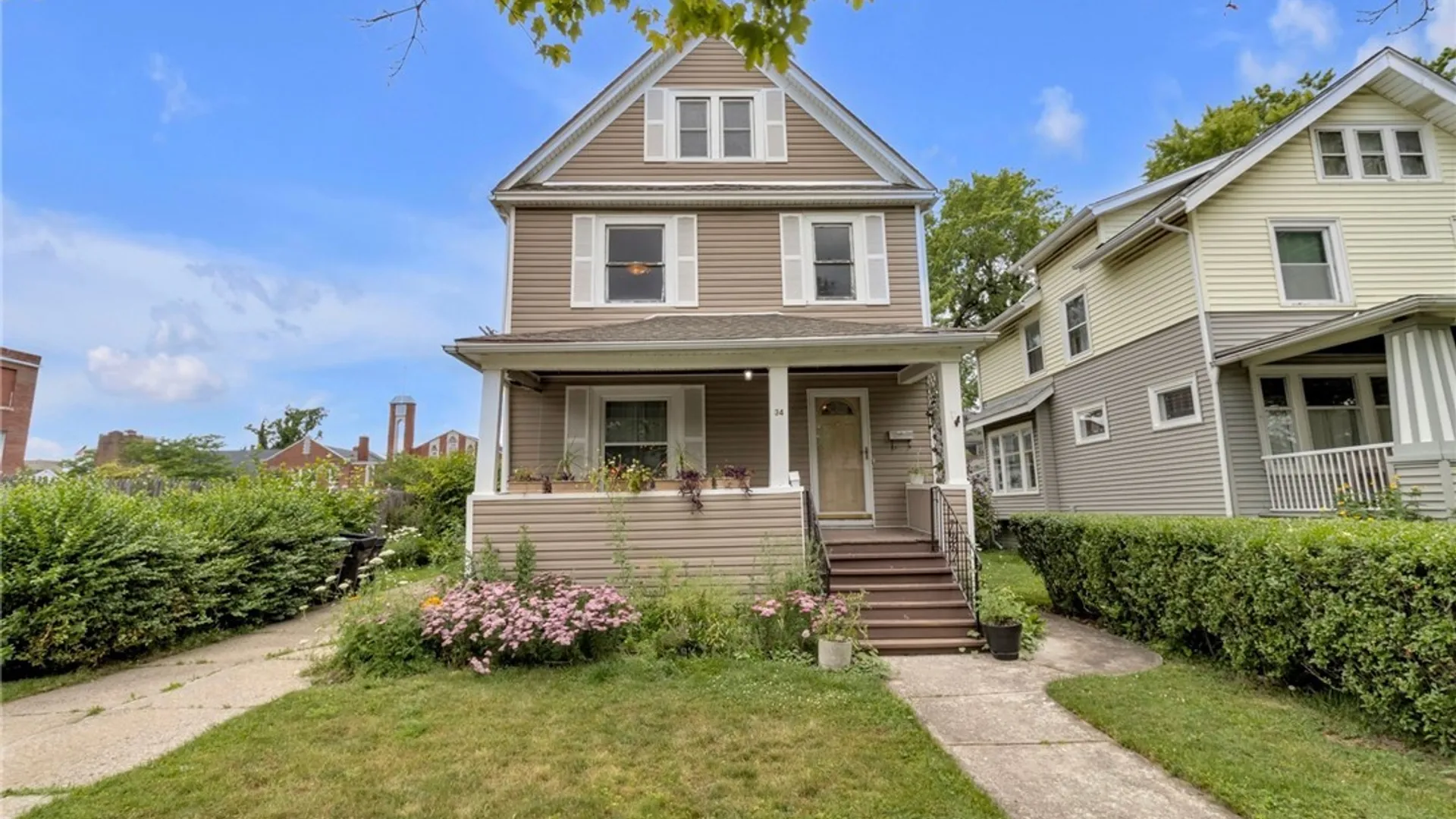 Property at 34 Knowlton Avenue, Tonawanda, NY 14217 2