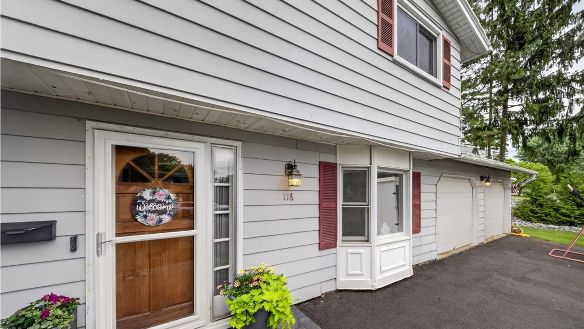 Property at 118 Ivy Lane, Camillus, NY 13219 2