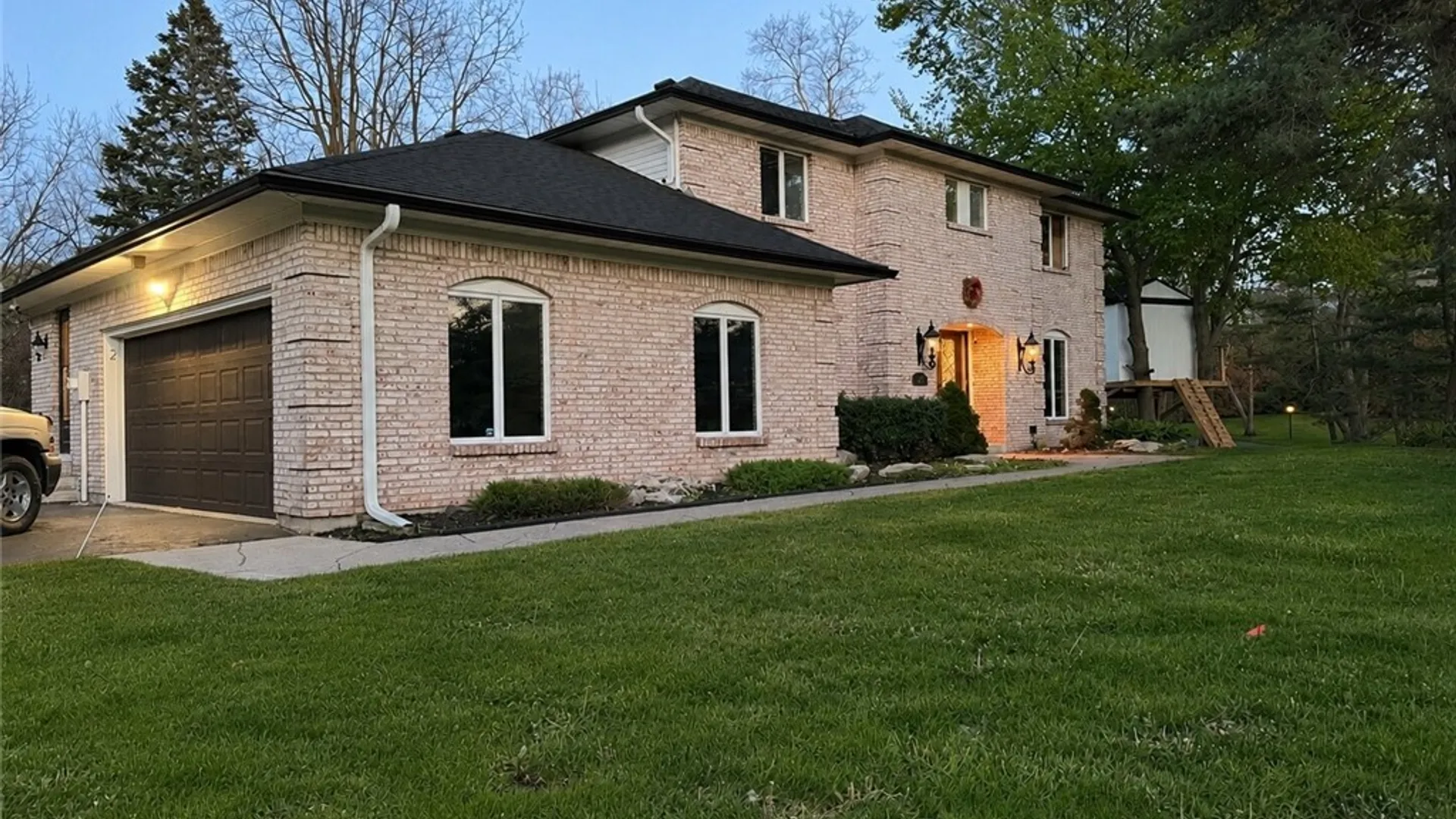 Property at 2 Gothic Ledge, Lockport Town, NY 14094 2