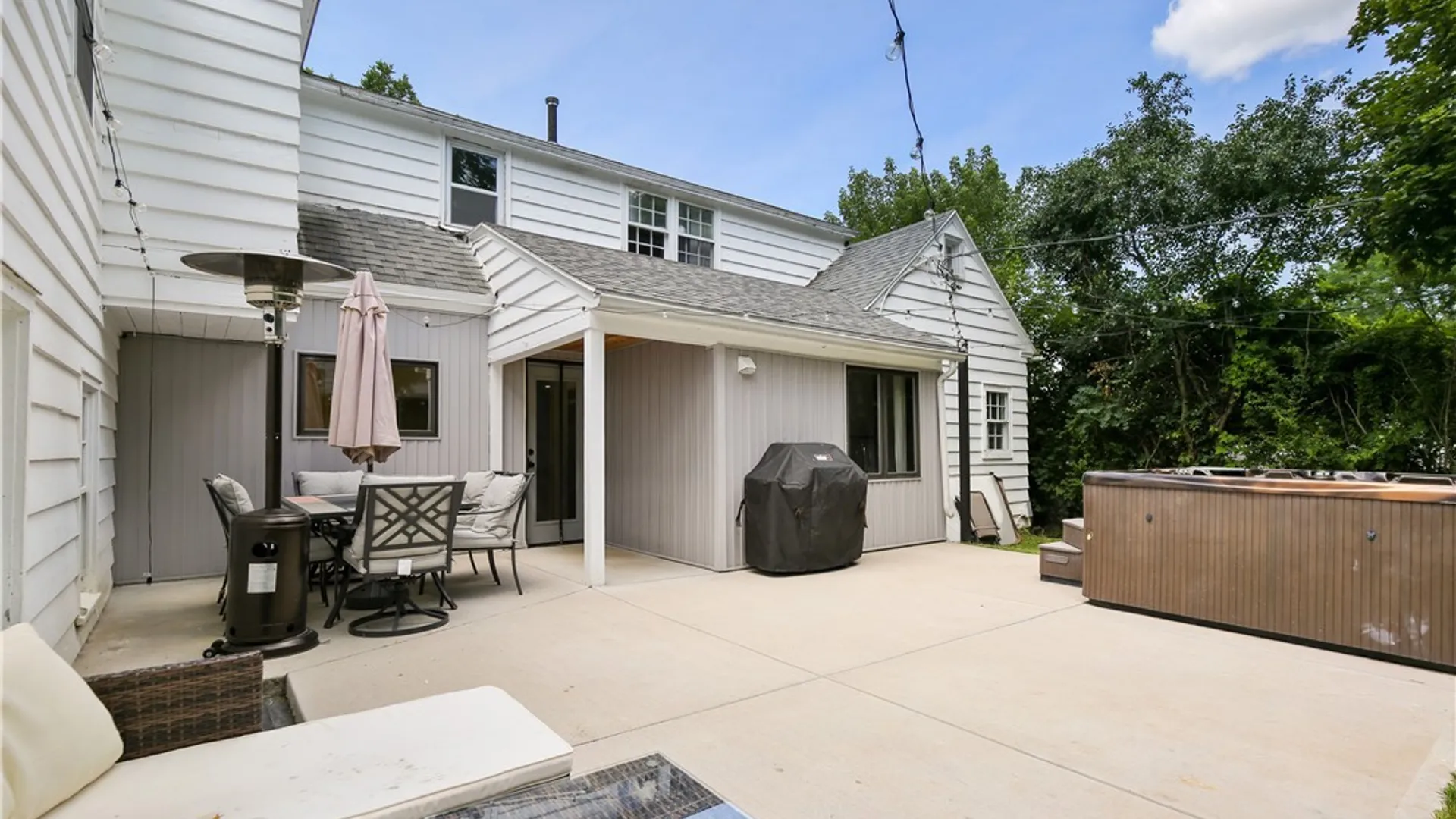 Property at 113 Hatherly Road, Syracuse, NY 13224 5
