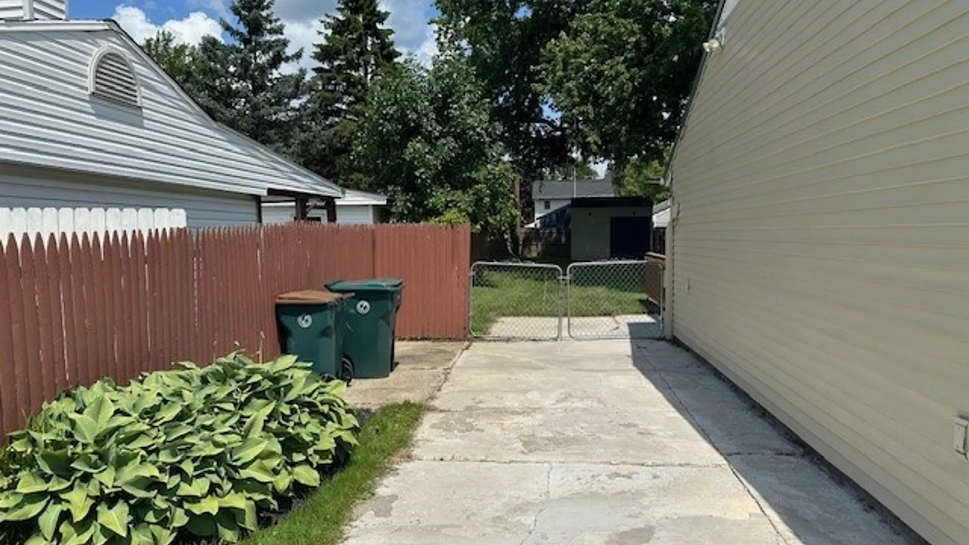 Property at 1676 Fillner Avenue, North Tonawanda, NY 14120 3