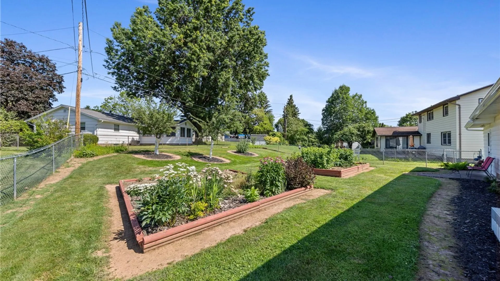 Property at 71 Kensington Court, Greece, NY 14612 22