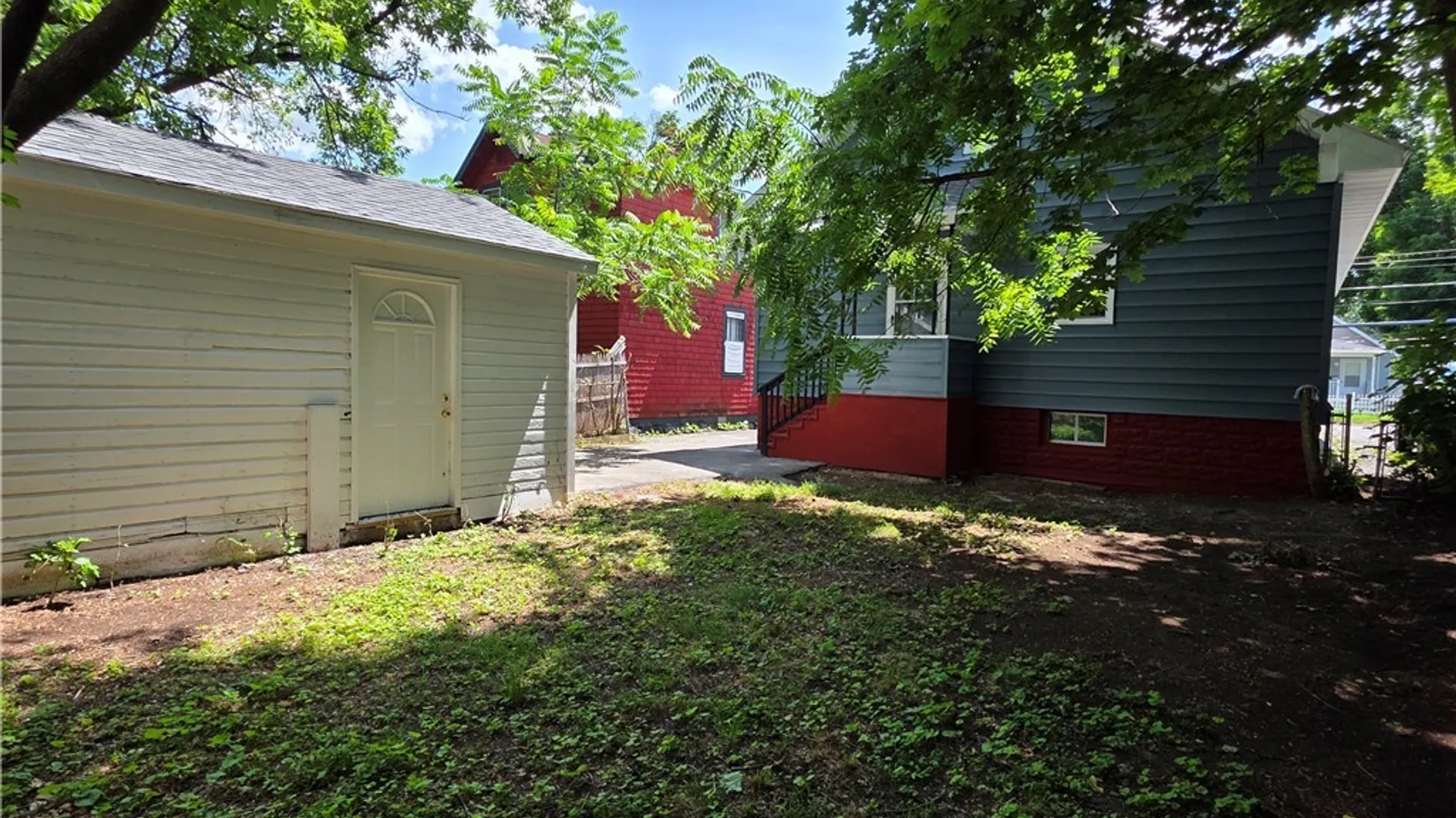 Property at 1216 Oak Street, Utica, NY 13502 36