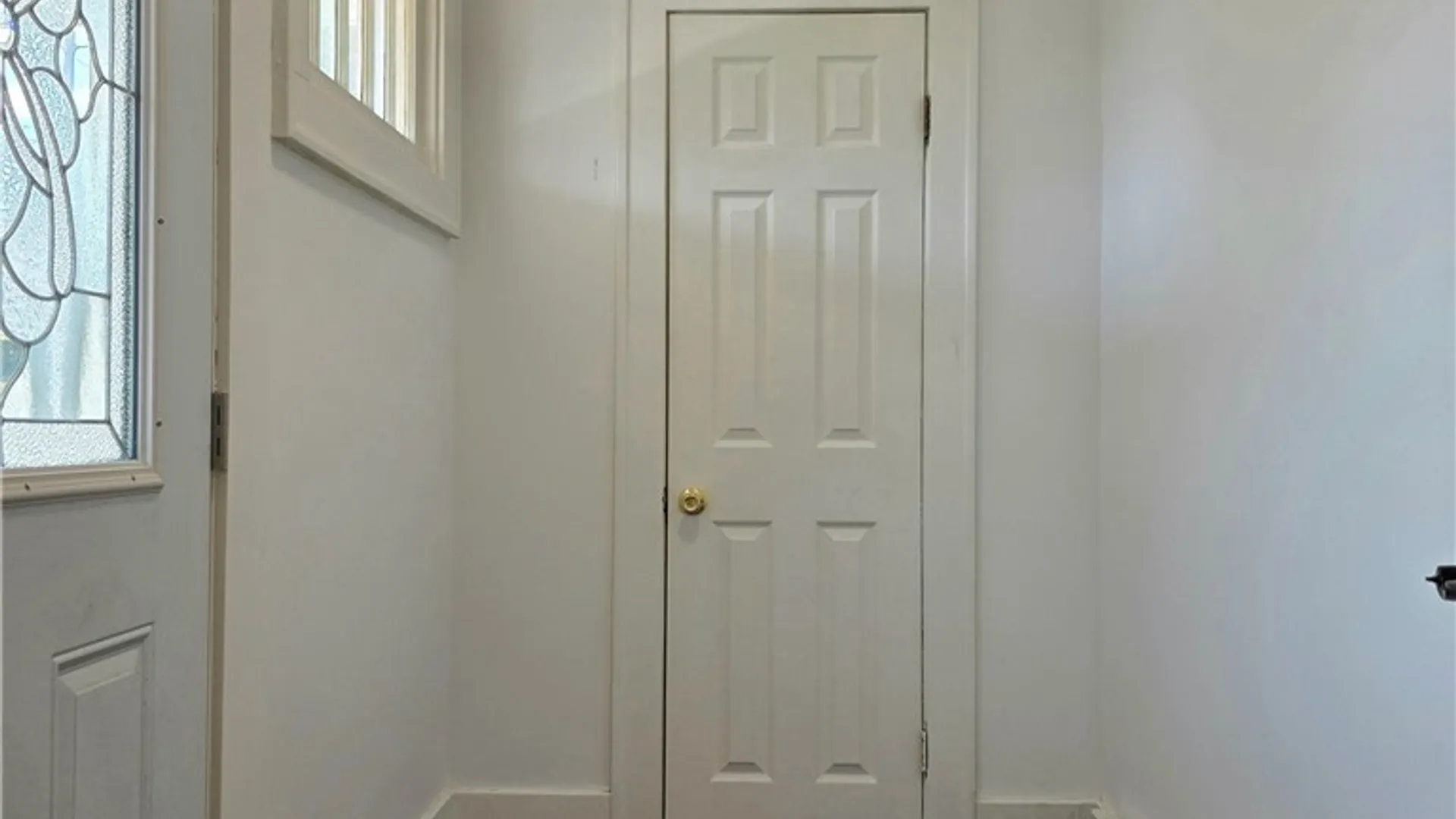Property at 1216 Oak Street, Utica, NY 13502 5
