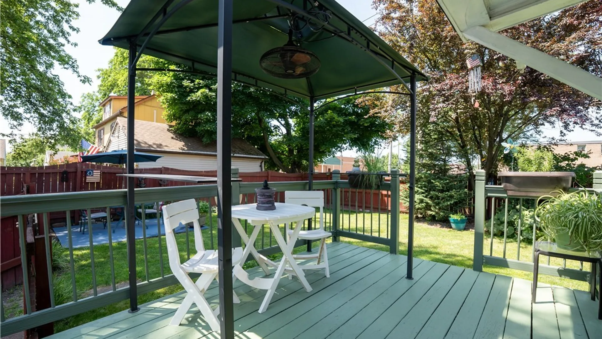 Property at 400 Collins Avenue, West Seneca, NY 14224 24