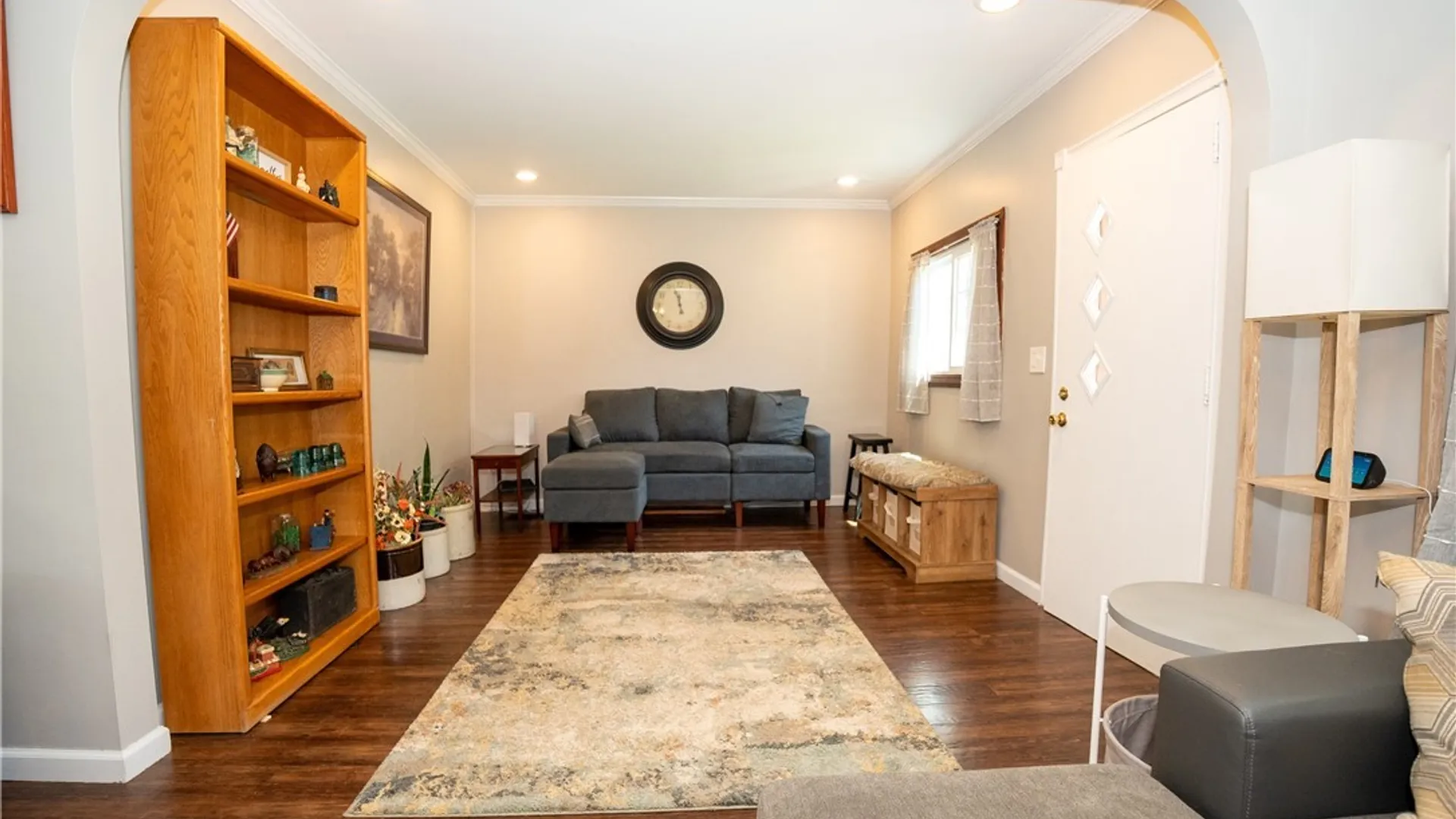 Property at 400 Collins Avenue, West Seneca, NY 14224 4