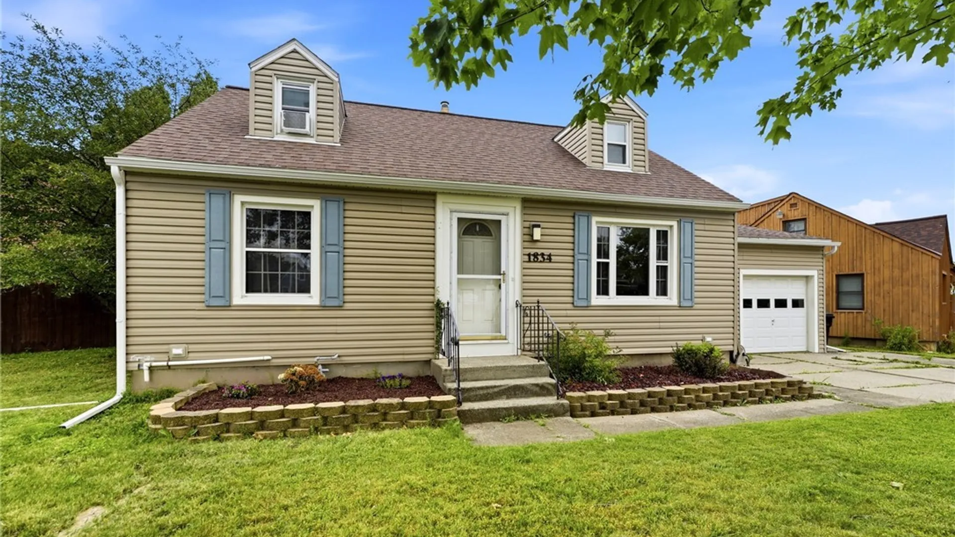 Property at 1834 Parker Boulevard, Tonawanda, NY 14150 3