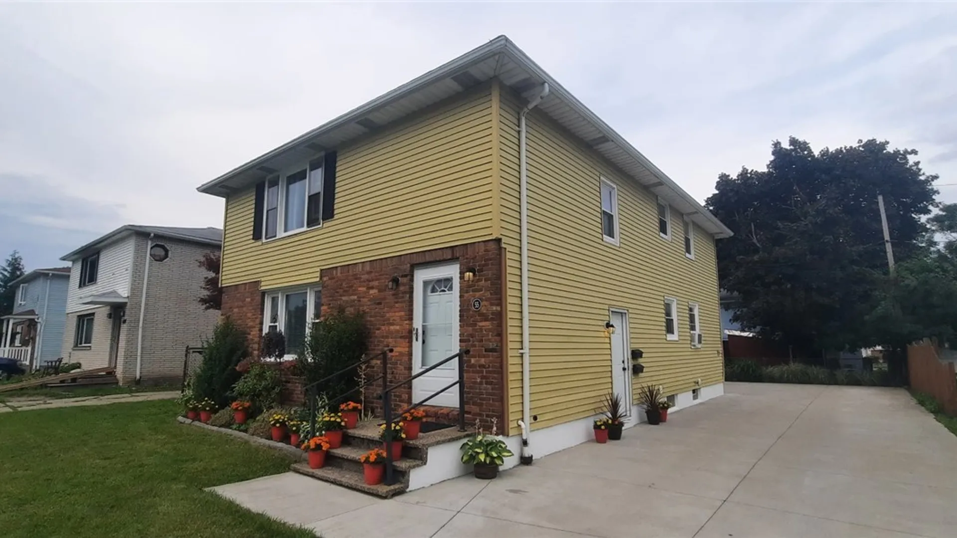 Property at 55 S Ogden Street, Buffalo, NY 14210 2