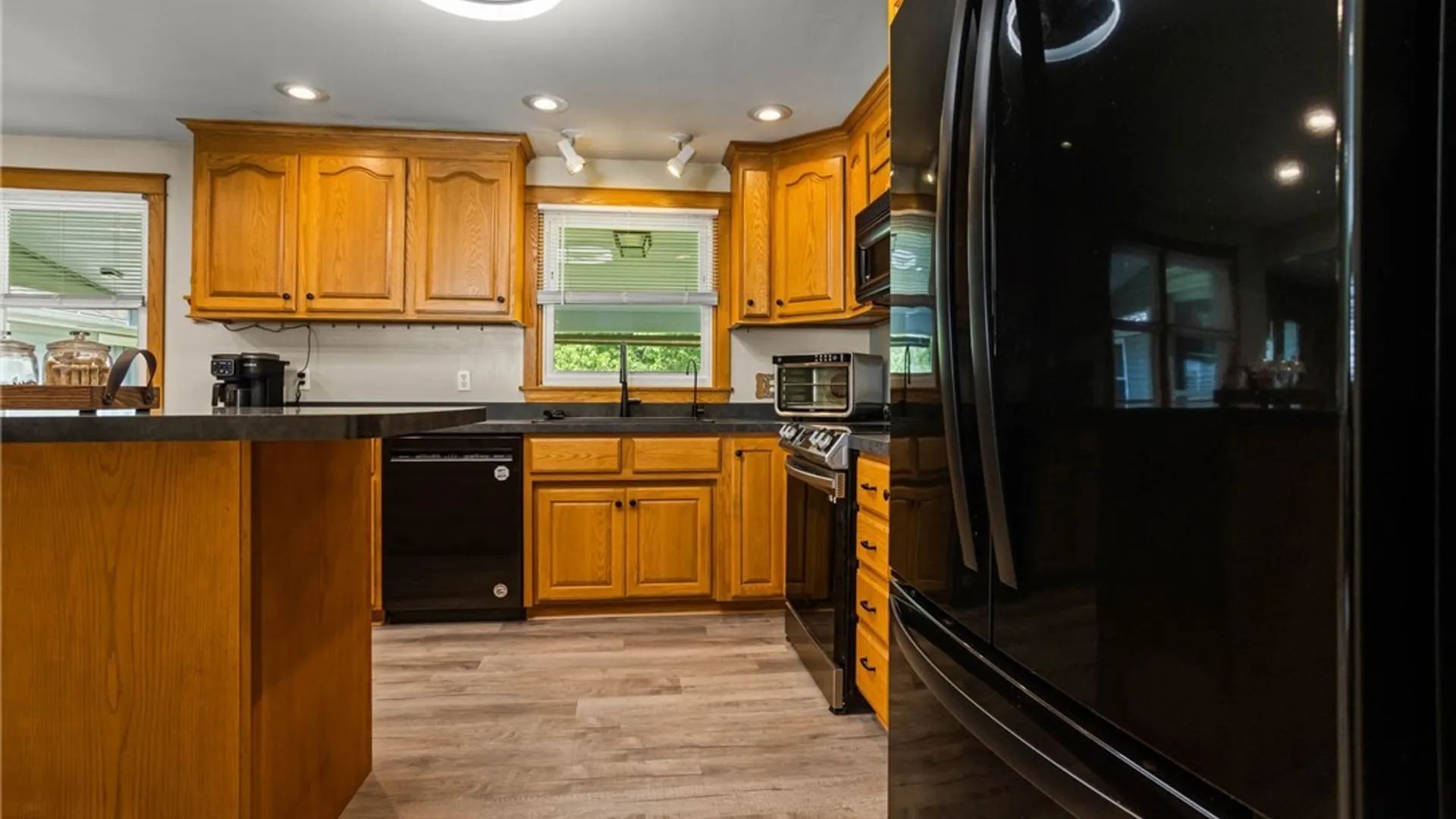 Property at 152 Stony Road, Lancaster, NY 14086 16