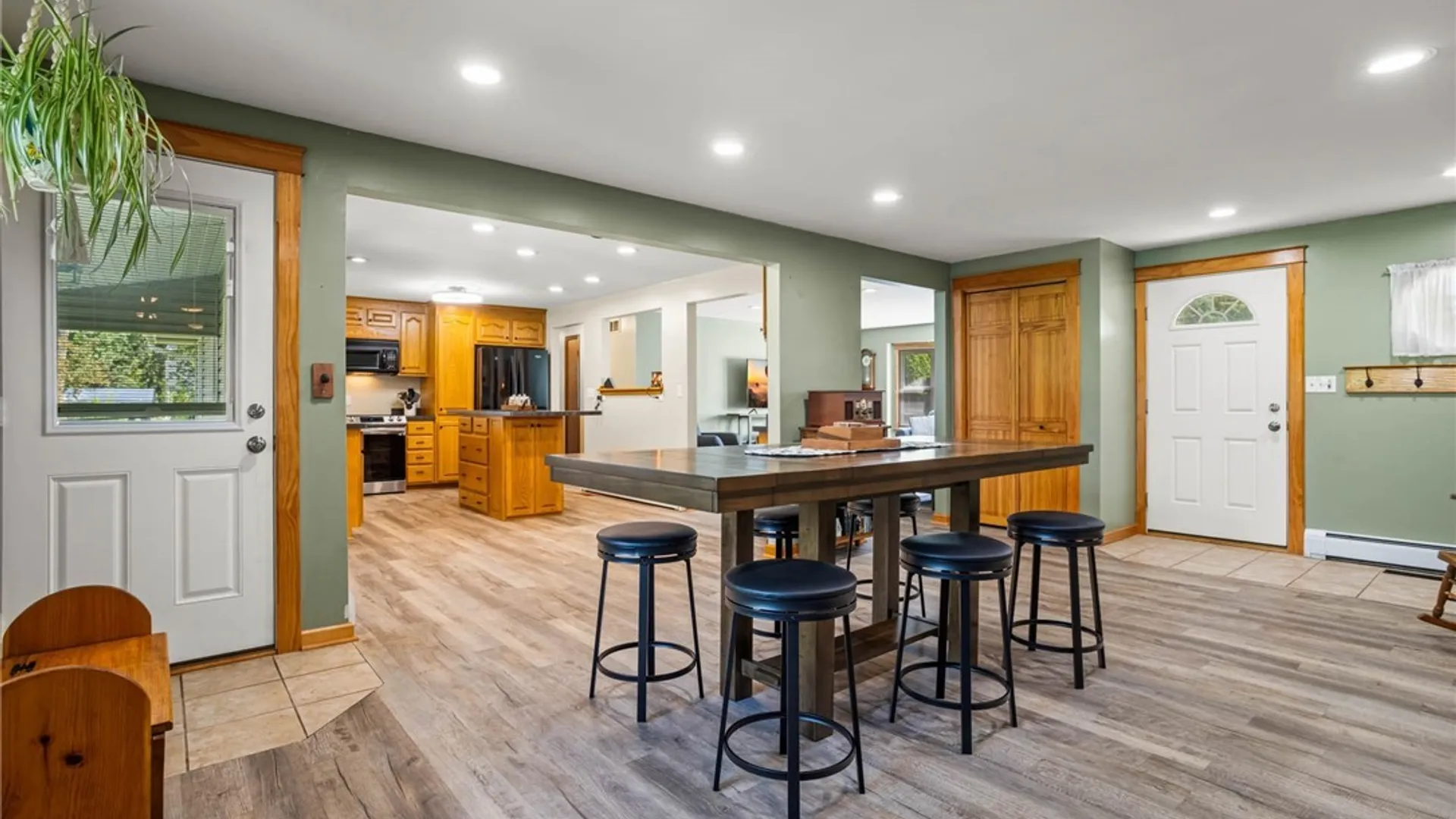 Property at 152 Stony Road, Lancaster, NY 14086 3