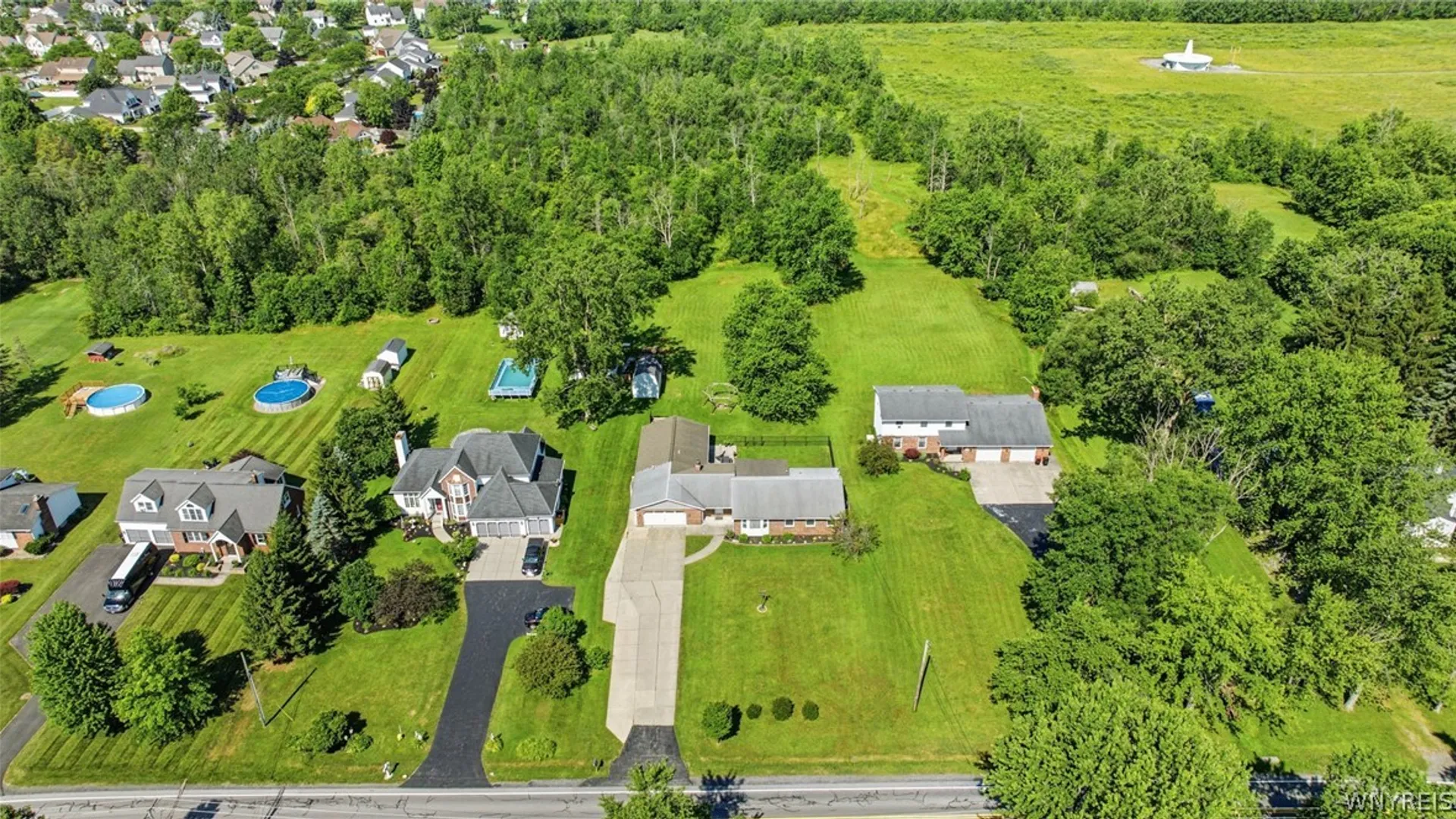 Property at 152 Stony Road, Lancaster, NY 14086 47
