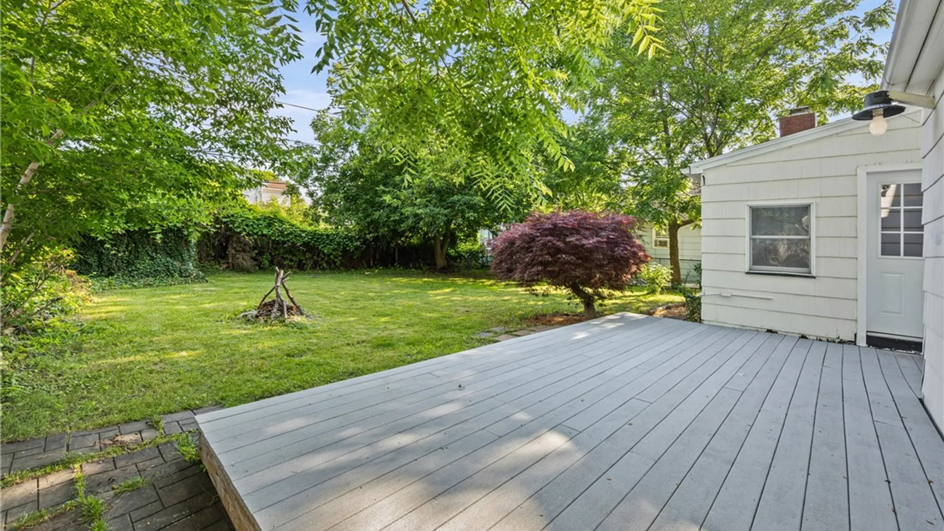 Property at 211 Heberle Road, Irondequoit, NY 14609 24