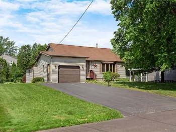 Property at 112 Stillwell Terrace, Manlius, NY 13057