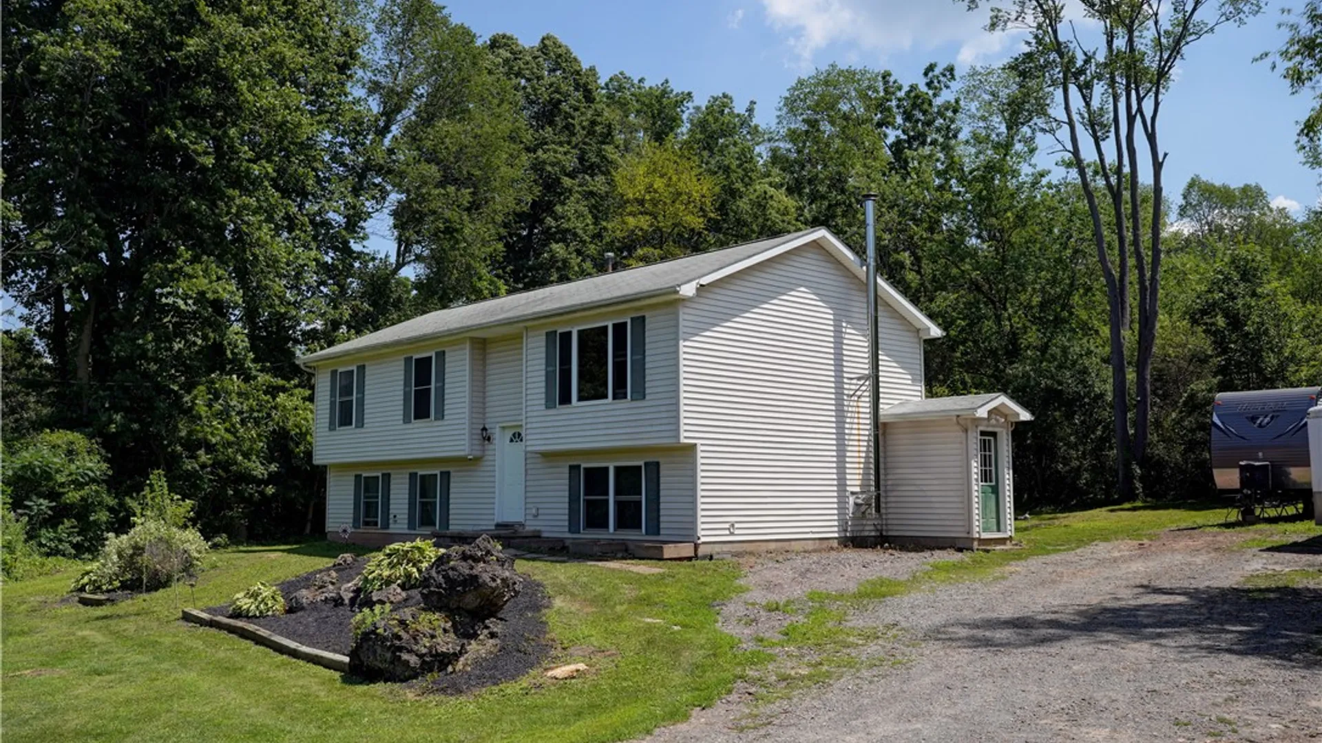 Property at 4919 Upper Holley Rd, Clarendon, NY 14470 47